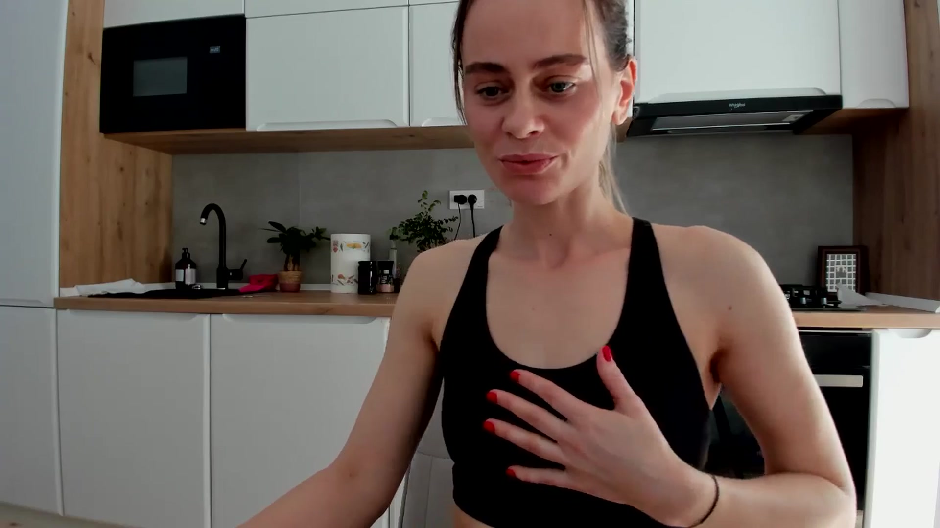 Gallery image thumbnail from DebbyPaige's myfreecams stream on, 03/25/2025, 13:11 image 13 of 20