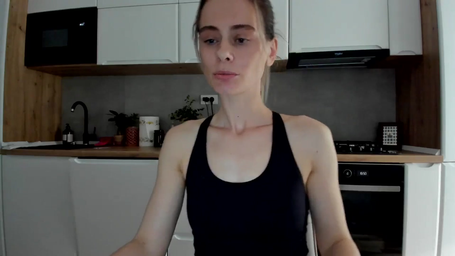 Gallery image thumbnail from DebbyPaige's myfreecams stream on, 03/25/2025, 15:16 image 15 of 20