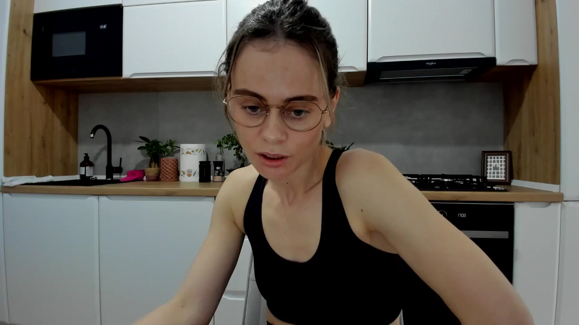Gallery image thumbnail from DebbyPaige's myfreecams stream on, 03/25/2025, 15:16 image 20 of 20