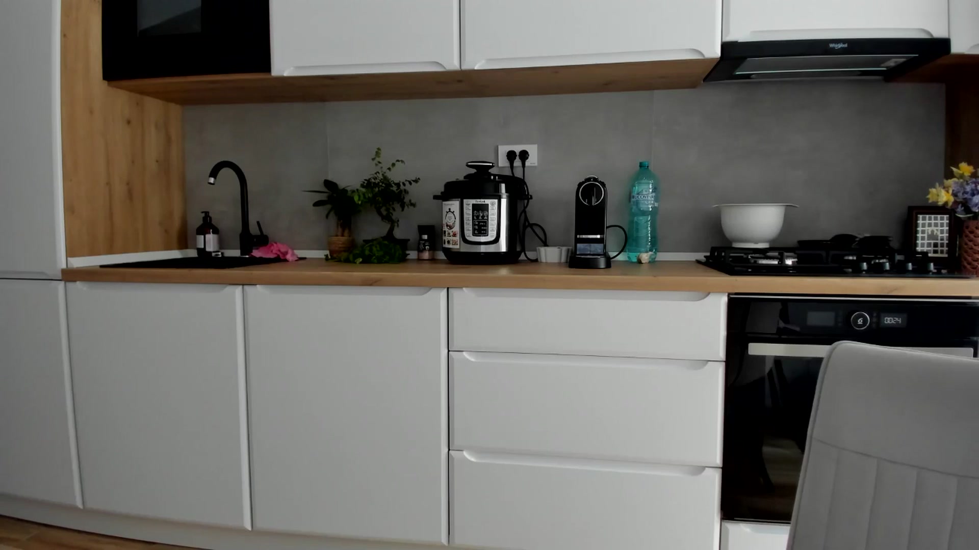 Gallery image thumbnail from DebbyPaige's myfreecams stream on, 03/31/2025, 12:20 image 5 of 20