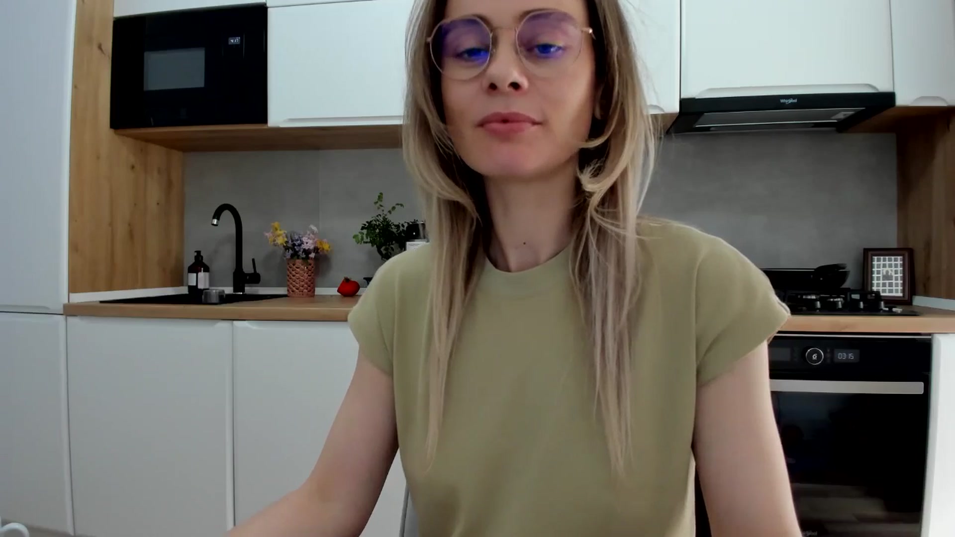 Gallery image thumbnail from DebbyPaige's myfreecams stream on, 04/01/2025, 13:35 image 20 of 20