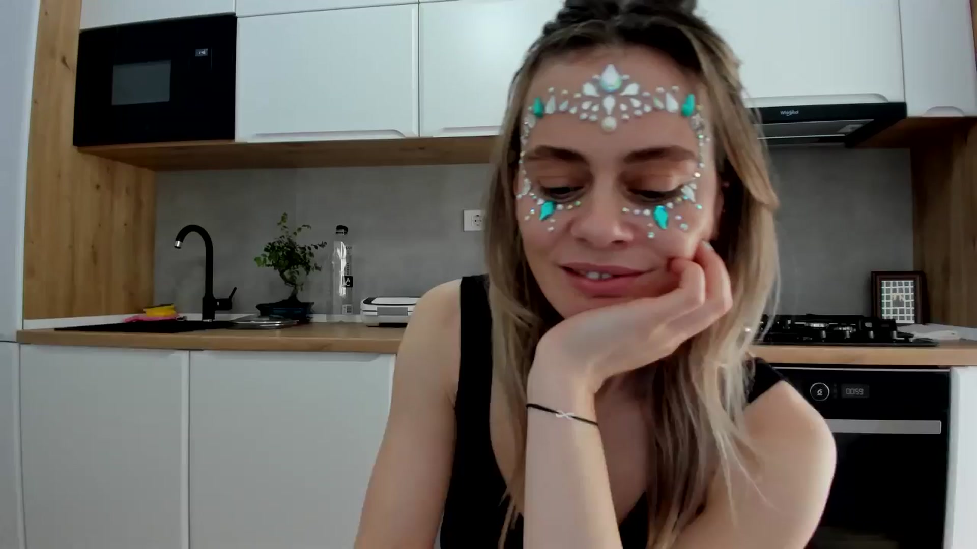 Gallery image thumbnail from DebbyPaige's myfreecams stream on, 04/03/2025, 13:58 image 11 of 20