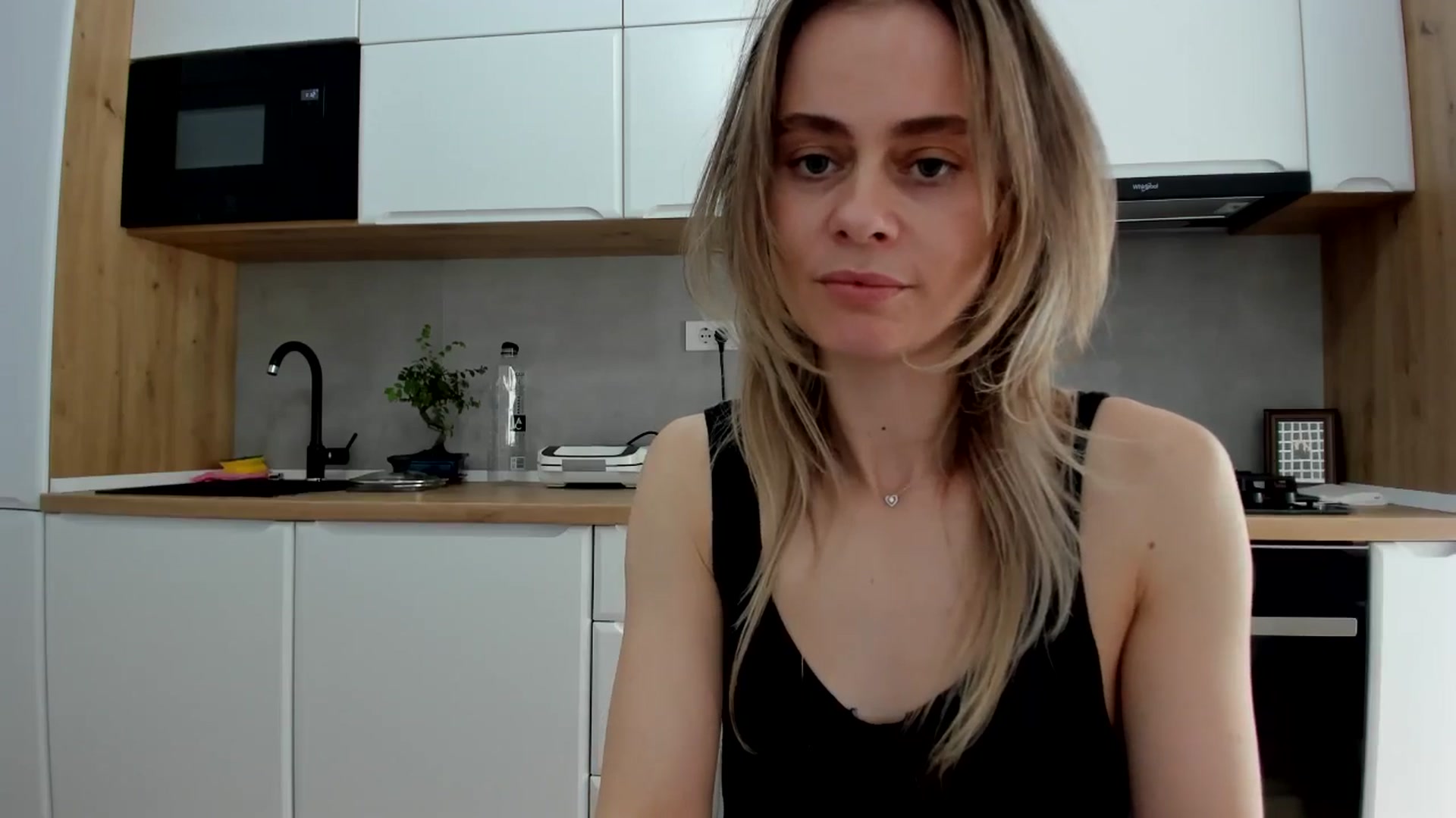 Gallery image thumbnail from DebbyPaige's myfreecams stream on, 04/03/2025, 13:58 image 9 of 20