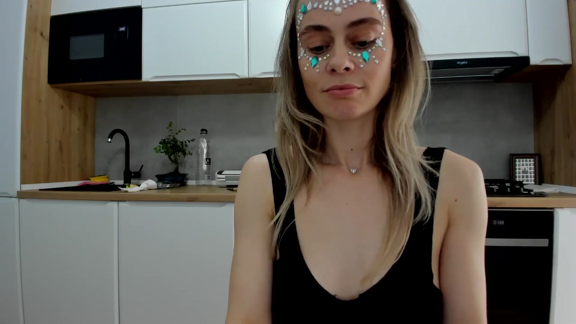 Gallery image thumbnail from DebbyPaige's myfreecams stream on, 04/03/2025, 13:58 image 13 of 20
