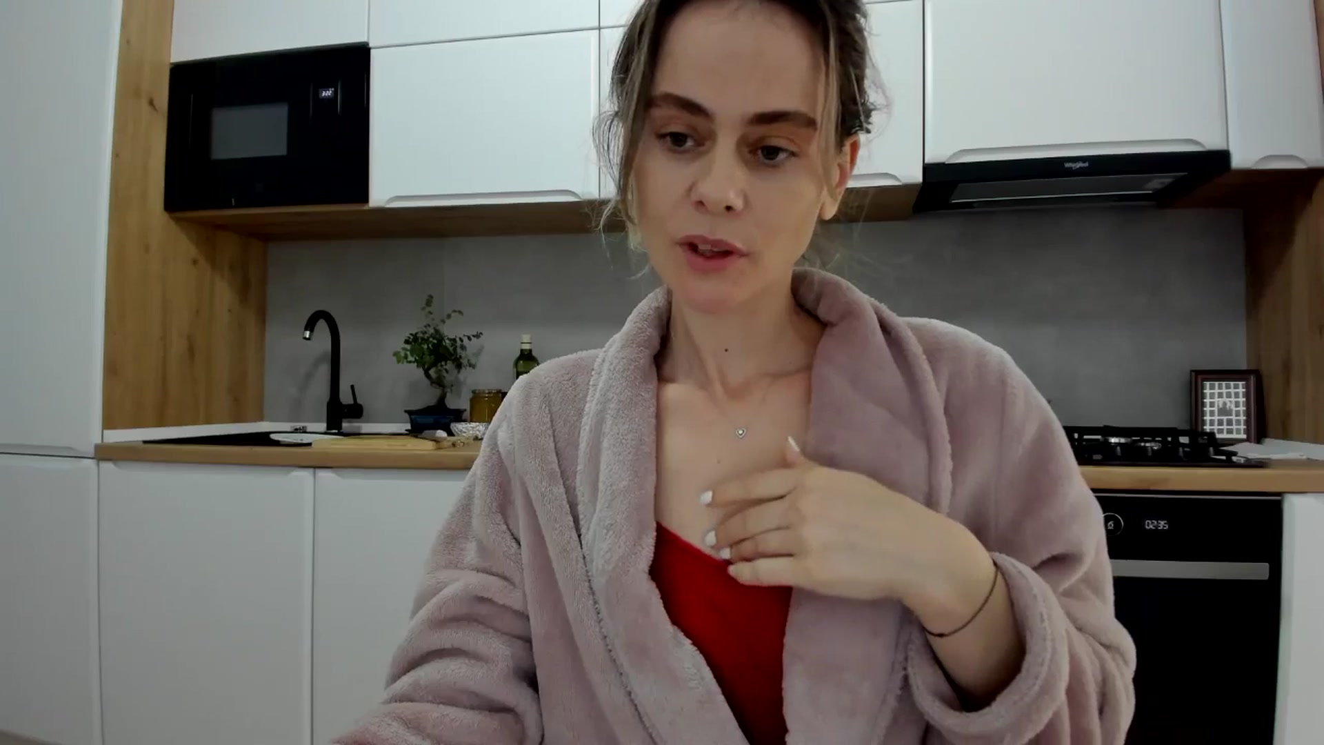 Gallery image thumbnail from DebbyPaige's myfreecams stream on, 04/04/2025, 12:39 image 19 of 20