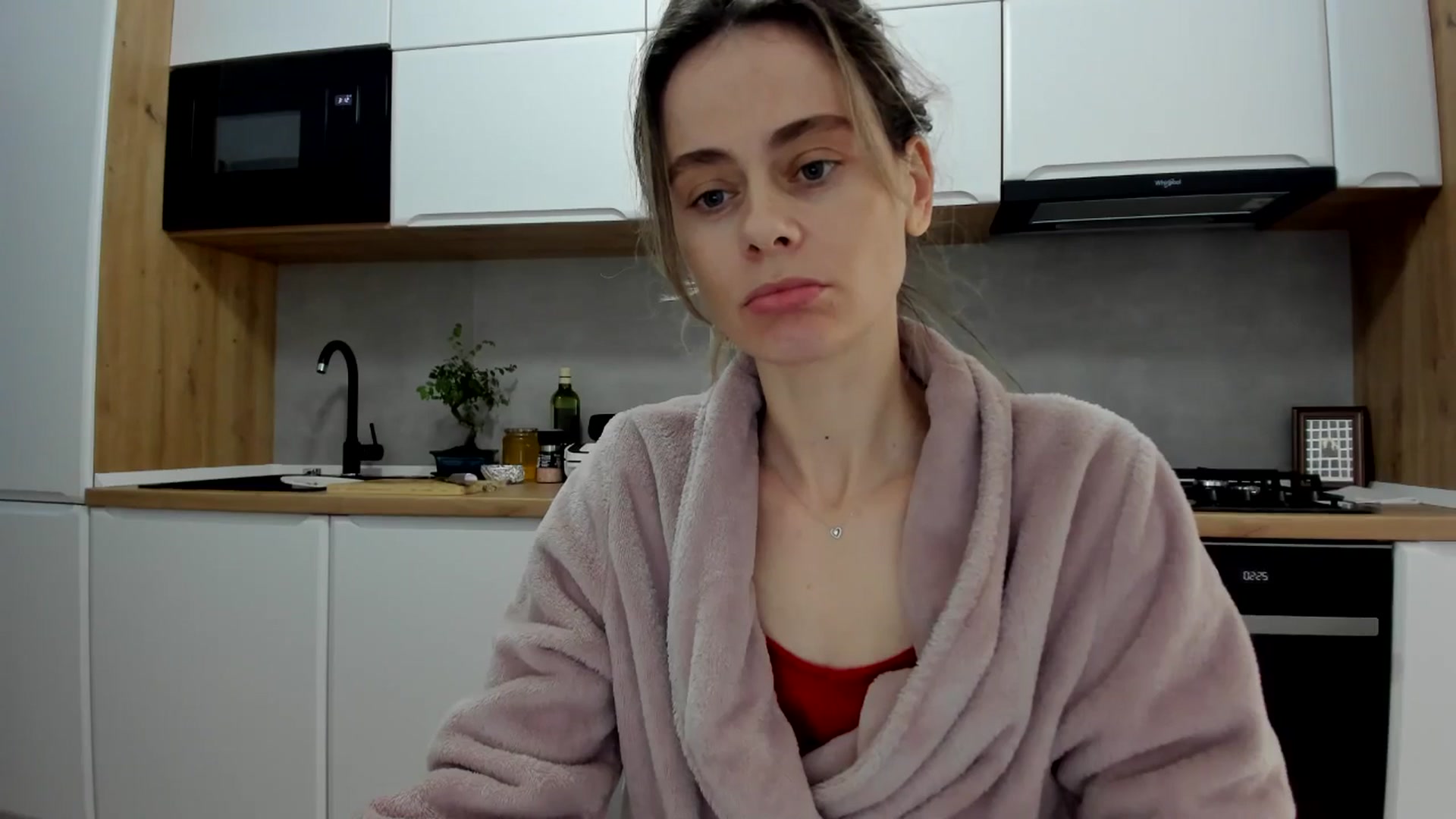 Gallery image thumbnail from DebbyPaige's myfreecams stream on, 04/04/2025, 12:39 image 4 of 20