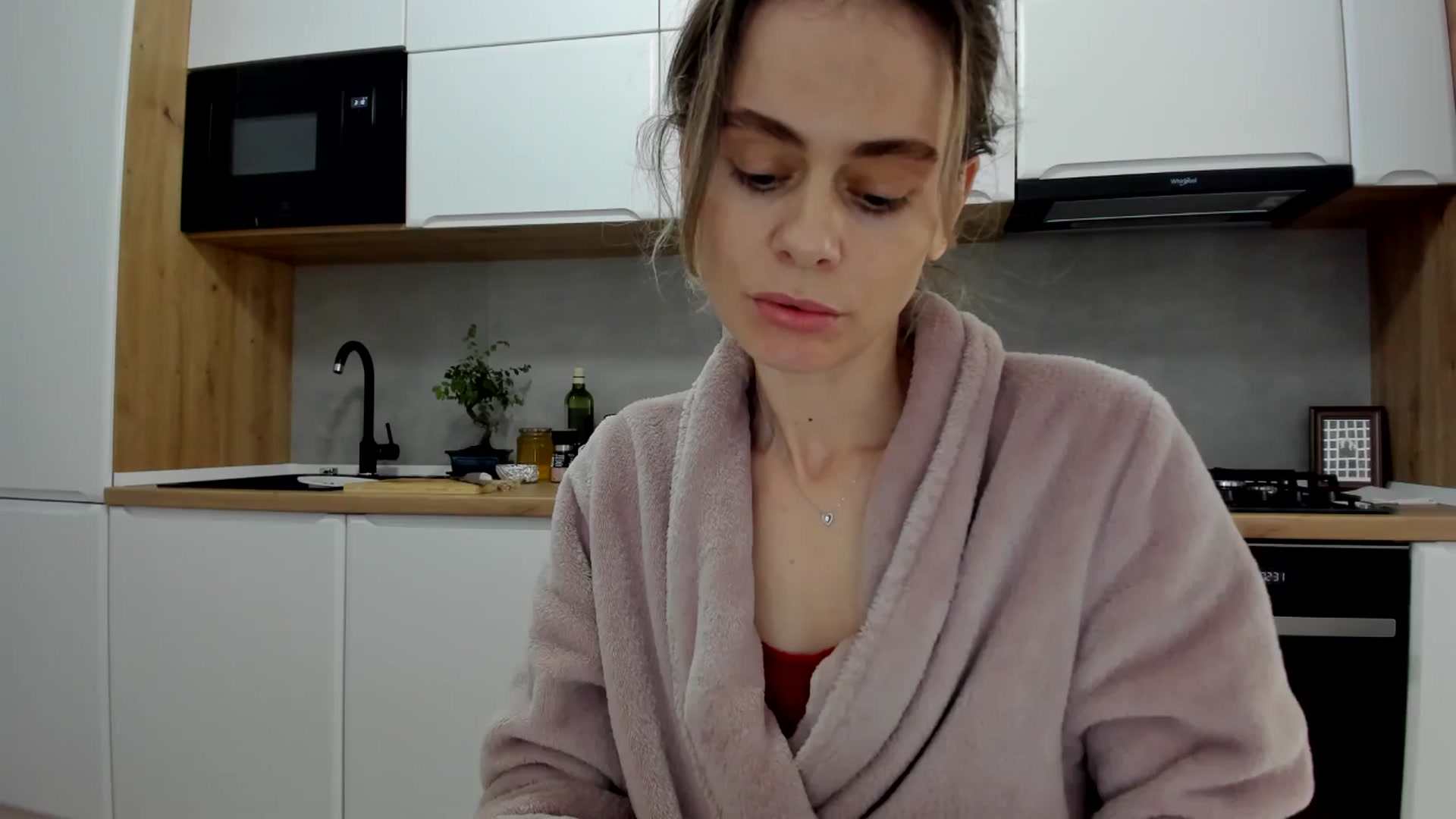 Gallery image thumbnail from DebbyPaige's myfreecams stream on, 04/04/2025, 12:39 image 13 of 20