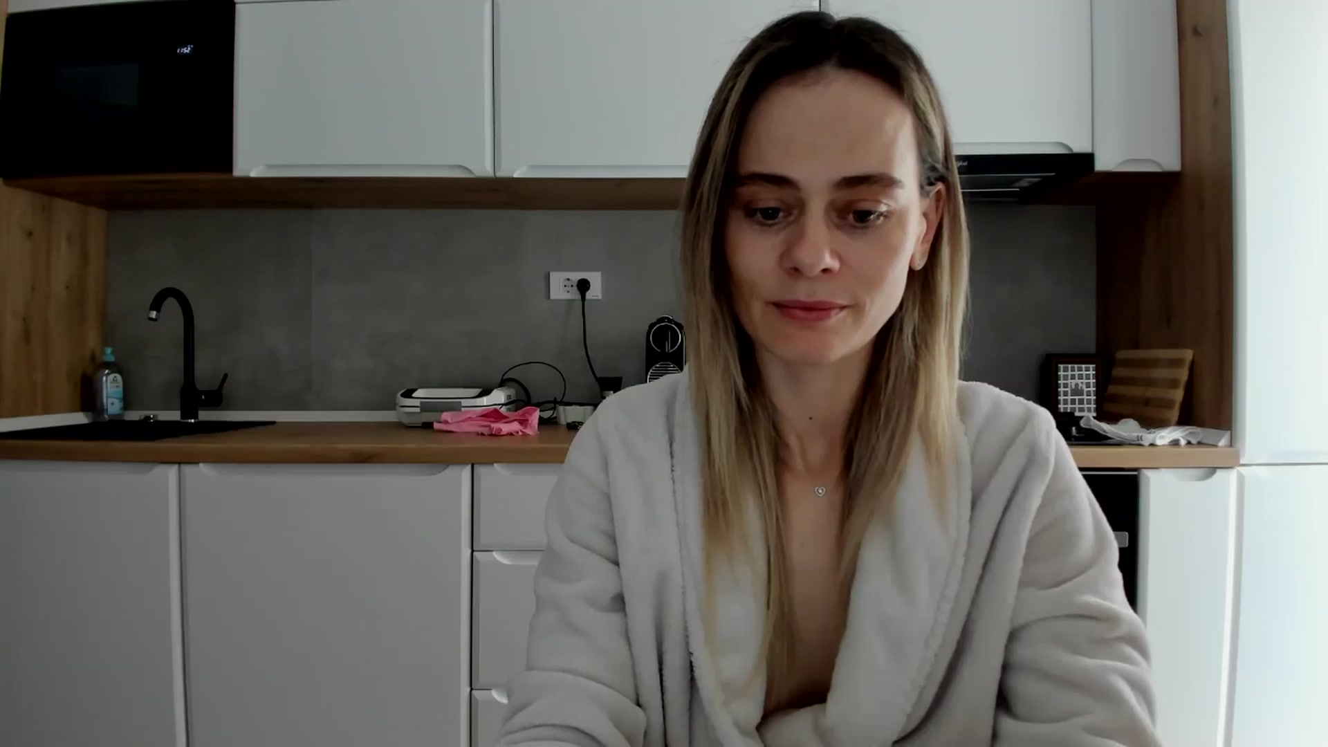 Gallery image thumbnail from DebbyPaige's myfreecams stream on, 04/07/2025, 10:59 image 3 of 20