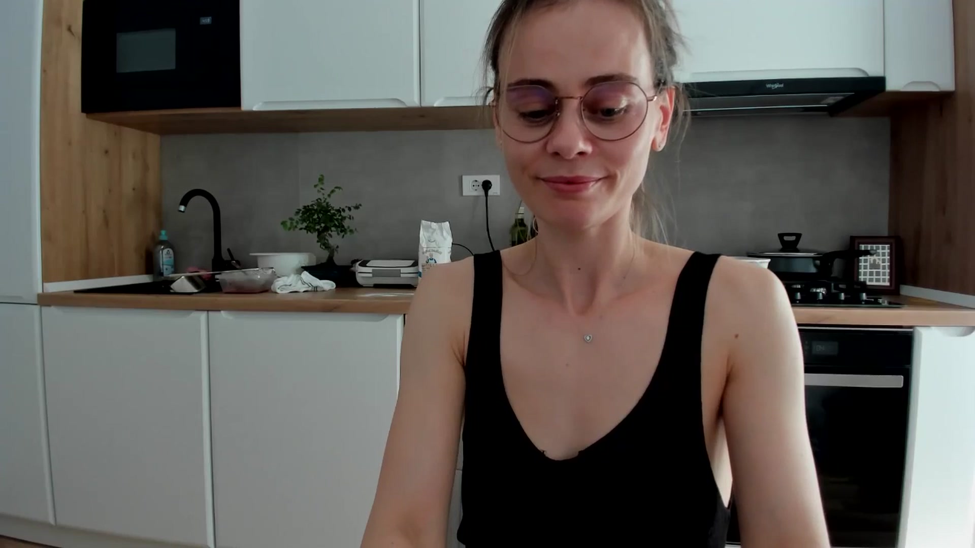 Gallery image thumbnail from DebbyPaige's myfreecams stream on, 04/07/2025, 14:19 image 20 of 20