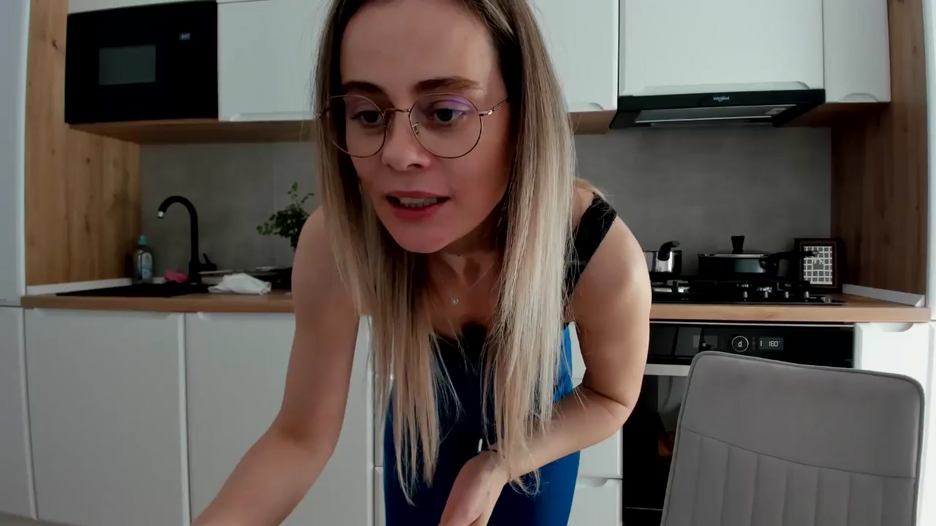 Gallery image thumbnail from DebbyPaige's myfreecams stream on, 04/07/2025, 14:19 image 1 of 20