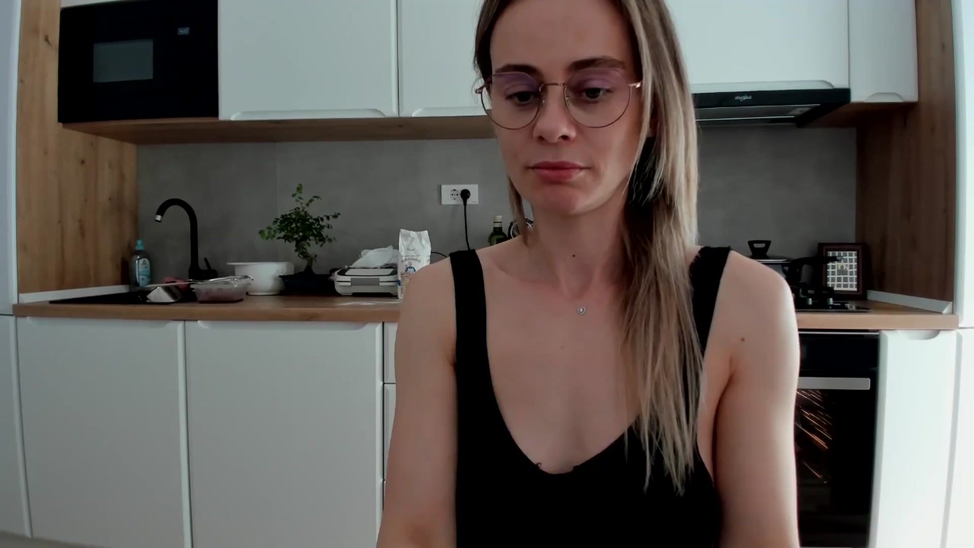 Gallery image thumbnail from DebbyPaige's myfreecams stream on, 04/07/2025, 14:19 image 8 of 20