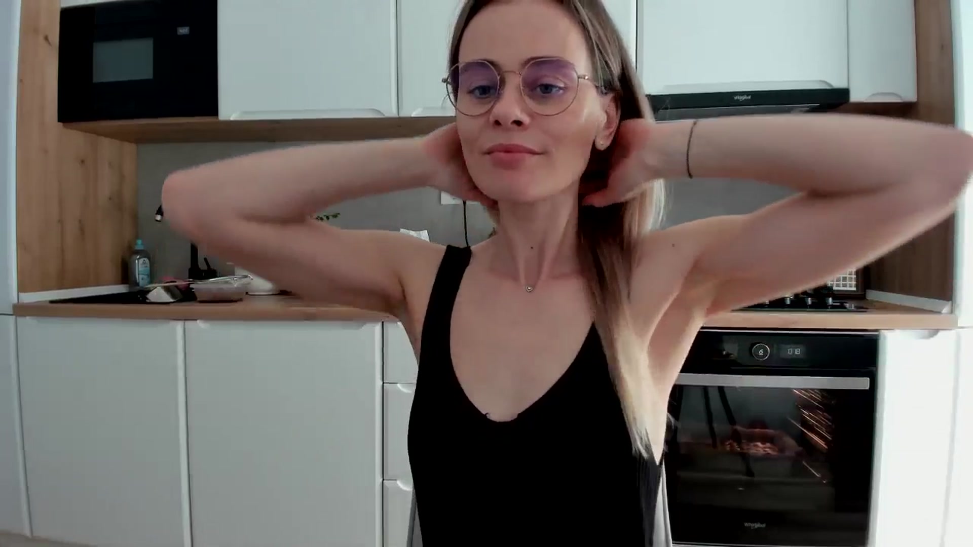Gallery image thumbnail from DebbyPaige's myfreecams stream on, 04/07/2025, 14:19 image 9 of 20