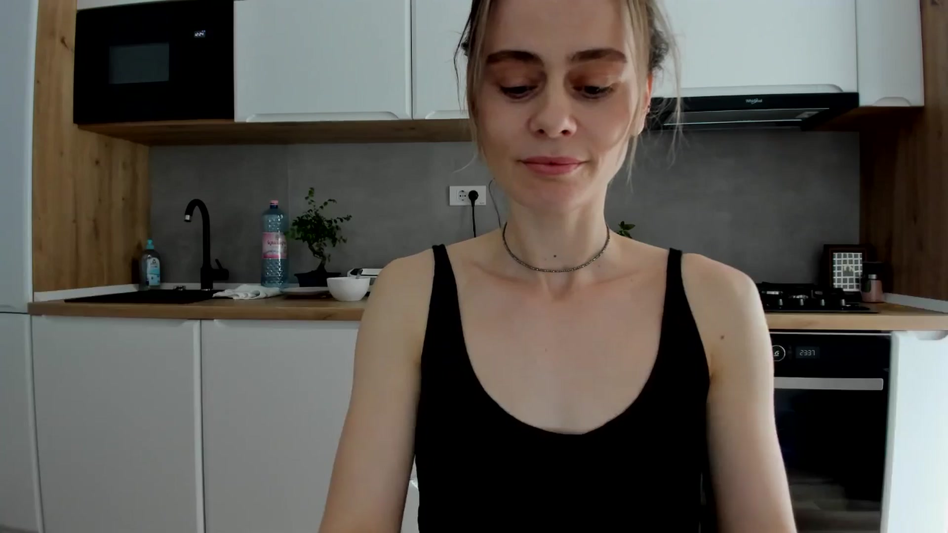 Gallery image thumbnail from DebbyPaige's myfreecams stream on, 04/08/2025, 13:17 image 9 of 20