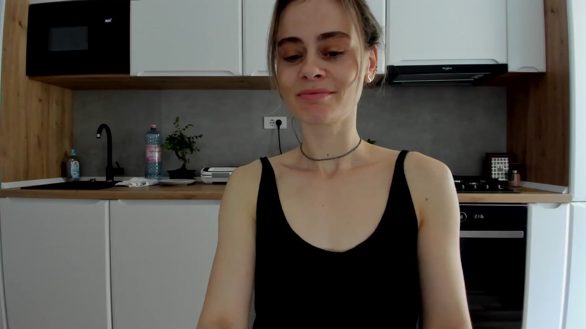 Gallery image thumbnail from DebbyPaige's myfreecams stream on, 04/08/2025, 13:17 image 1 of 20