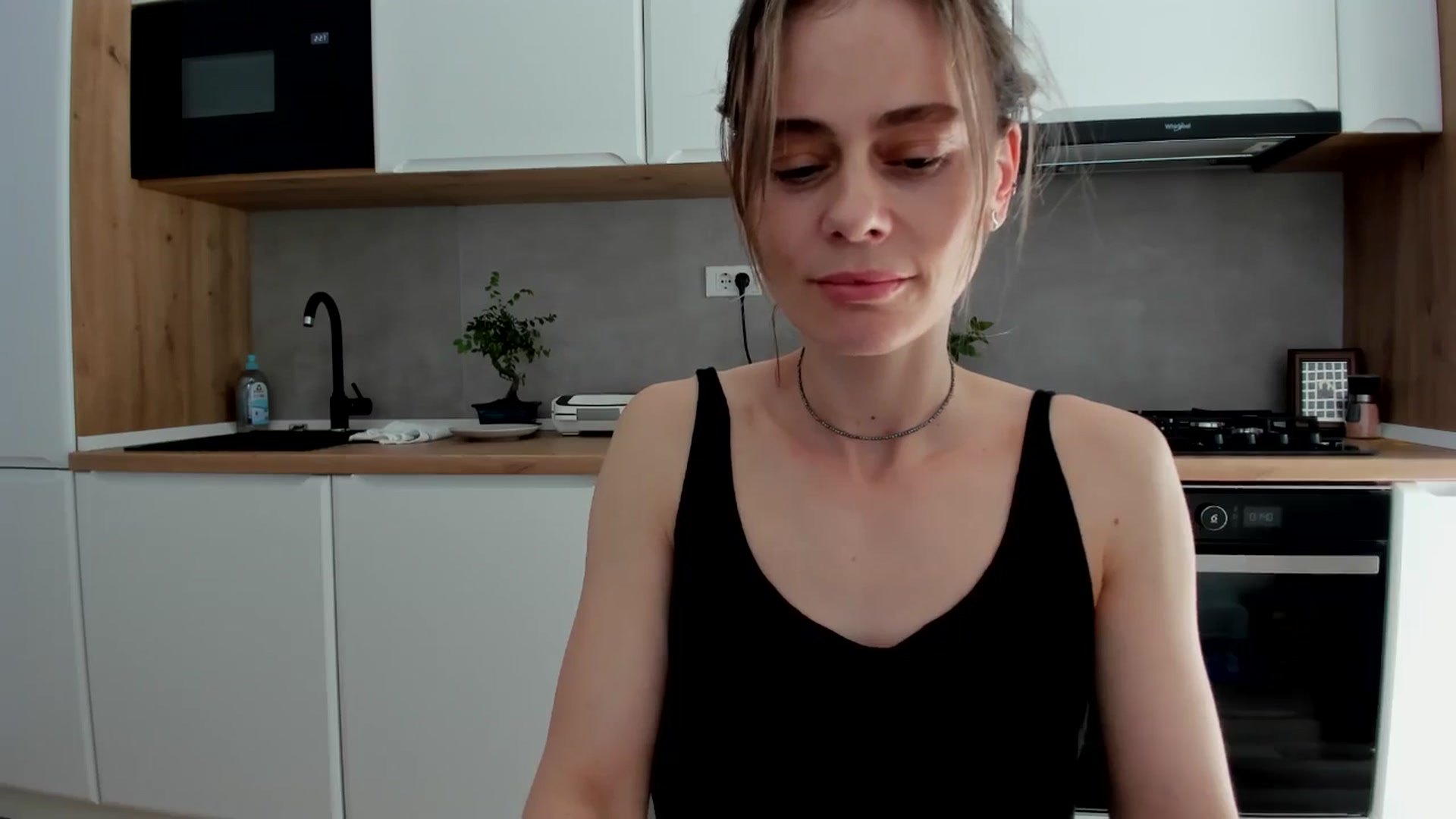 Gallery image thumbnail from DebbyPaige's myfreecams stream on, 04/08/2025, 13:17 image 16 of 20