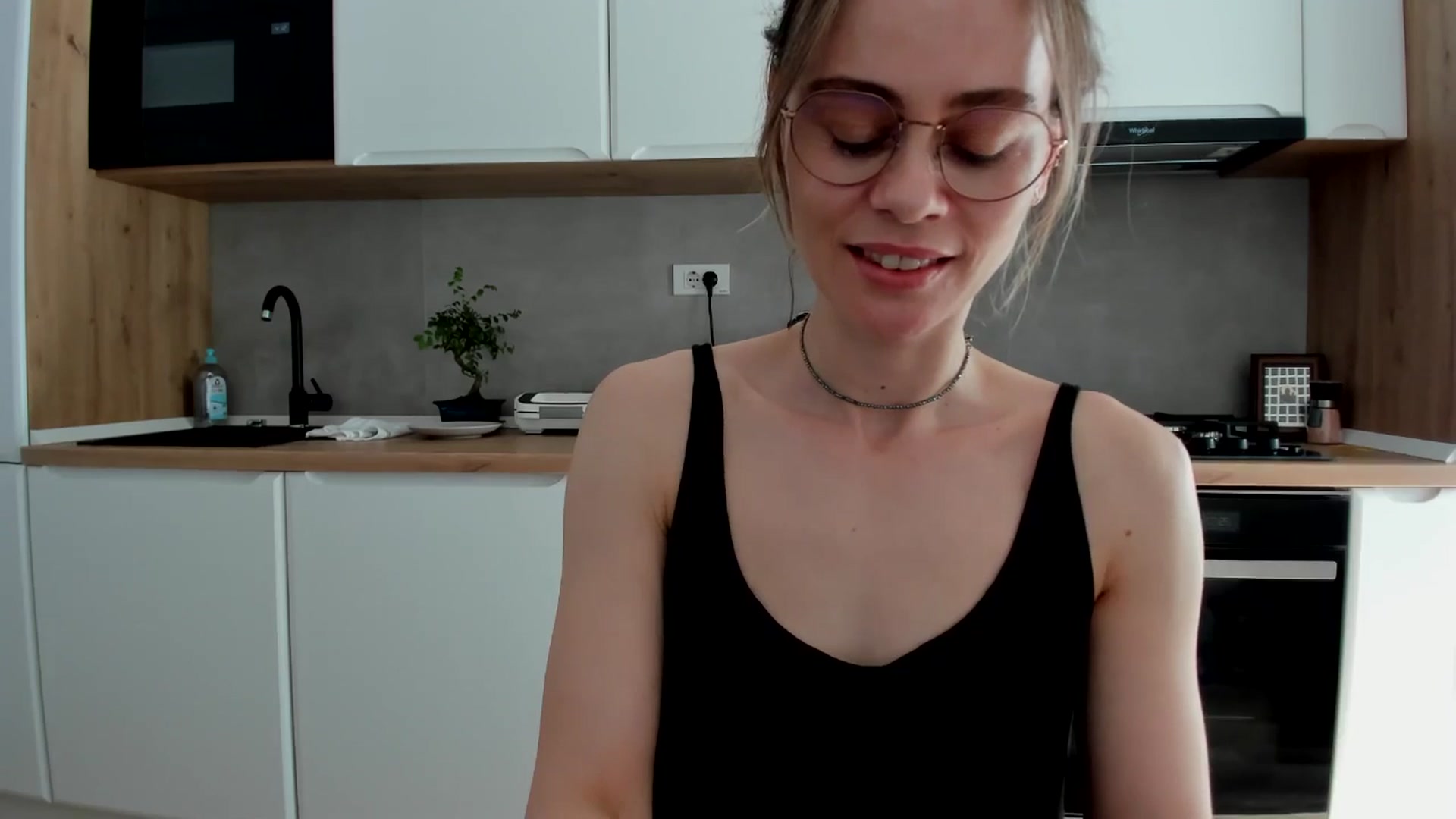Gallery image thumbnail from DebbyPaige's myfreecams stream on, 04/08/2025, 13:42 image 11 of 20