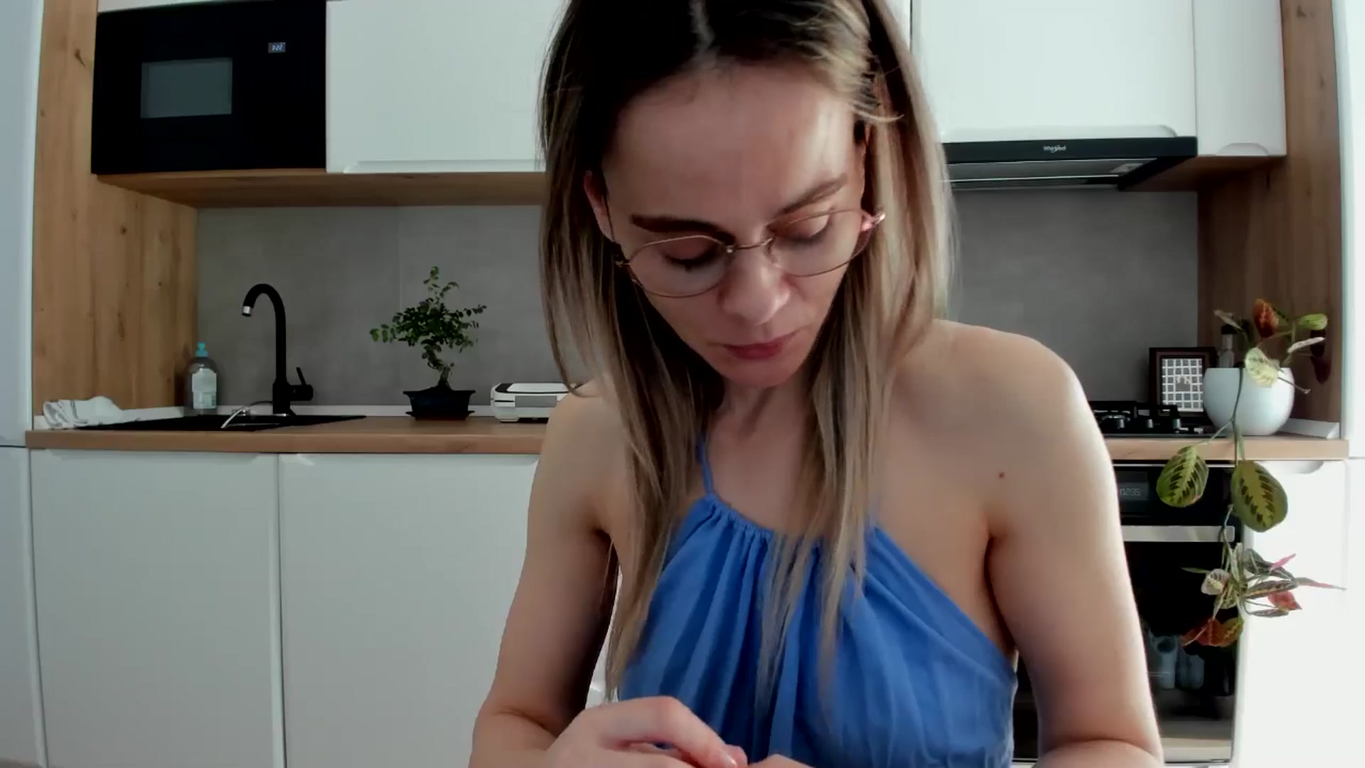 Gallery image thumbnail from DebbyPaige's myfreecams stream on, 04/11/2025, 14:01 image 5 of 20