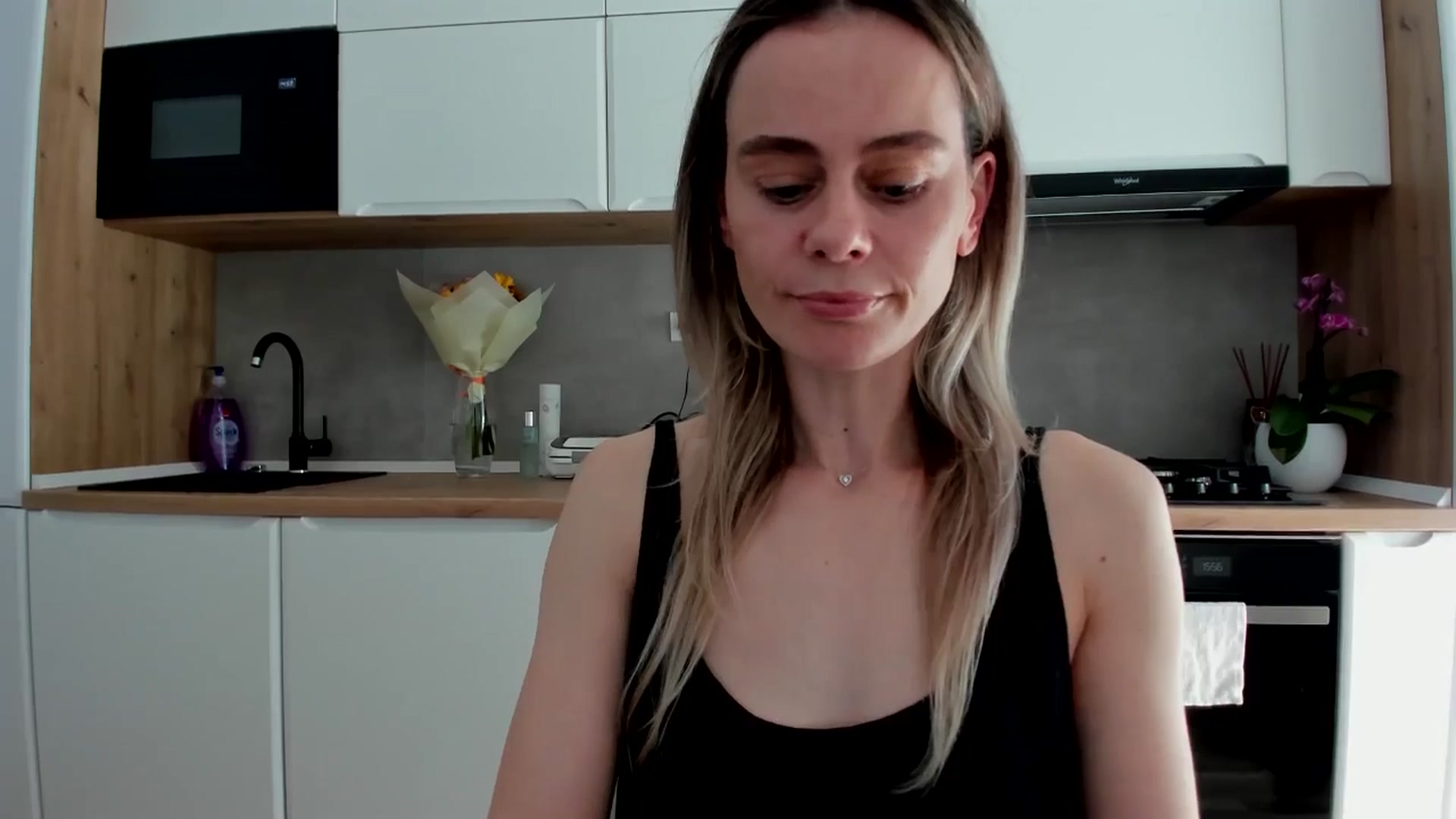 Gallery image thumbnail from DebbyPaige's myfreecams stream on, 04/24/2025, 14:37 image 5 of 20