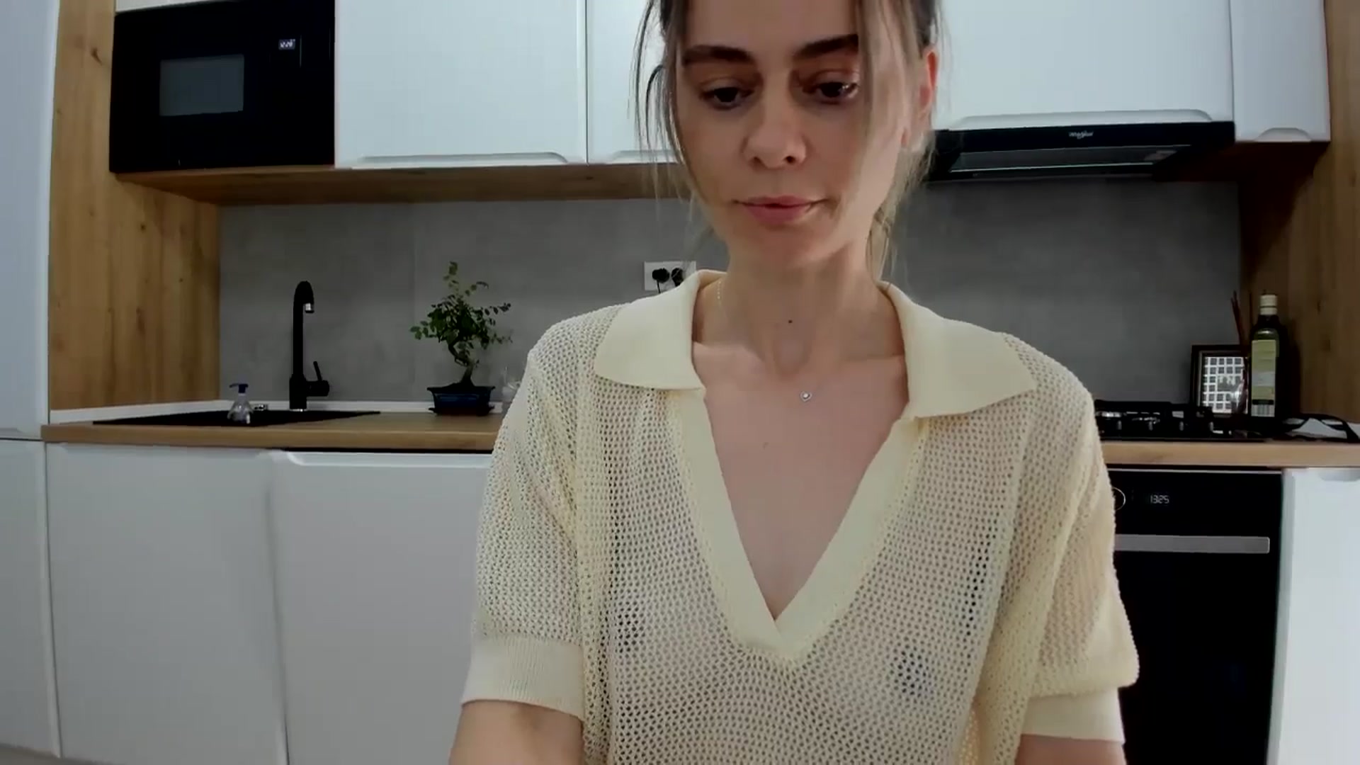 Gallery image thumbnail from DebbyPaige's myfreecams stream on, 04/28/2025, 12:06 image 4 of 20