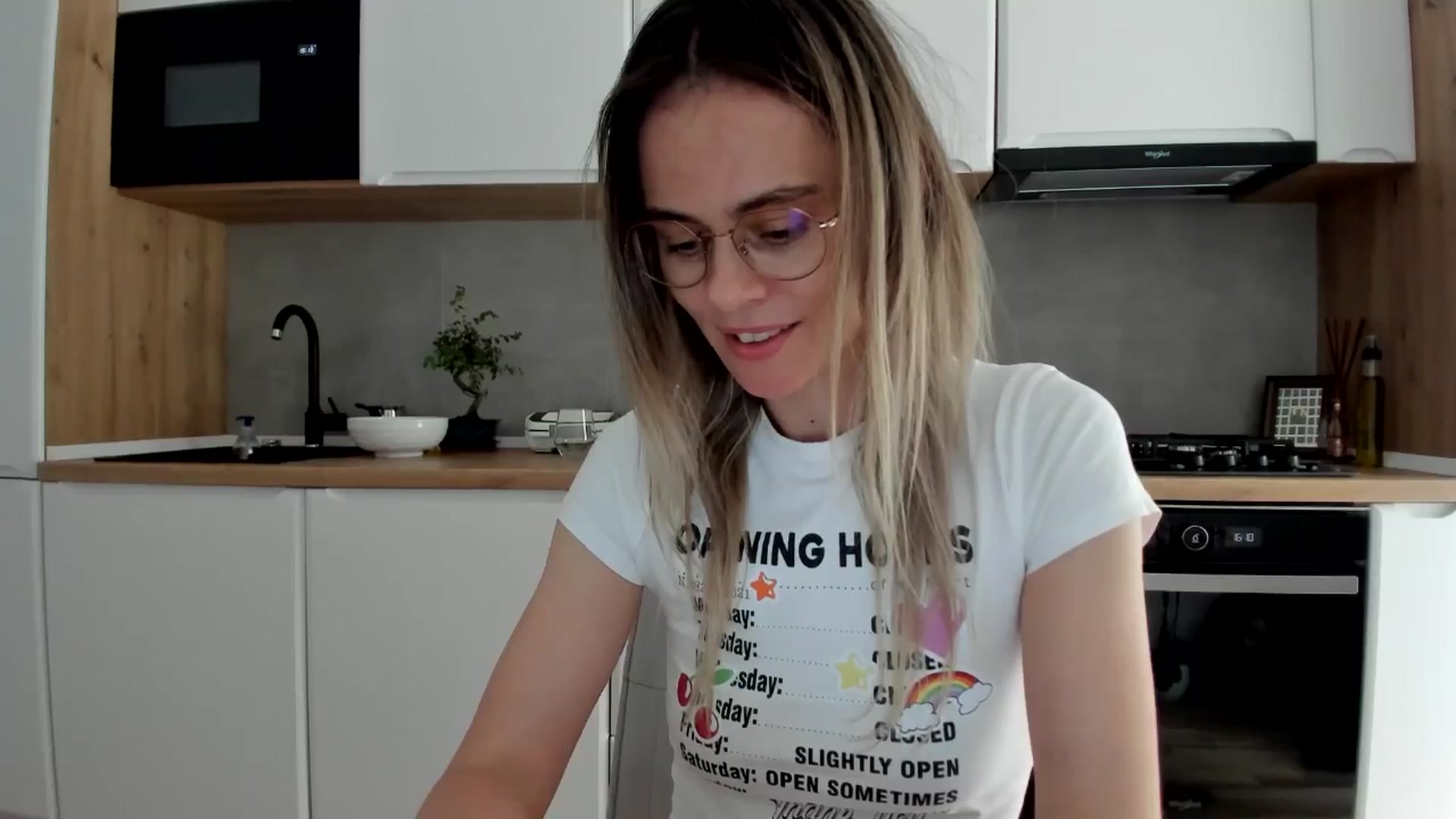 Gallery image thumbnail from DebbyPaige's myfreecams stream on, 05/06/2025, 13:57 image 5 of 20
