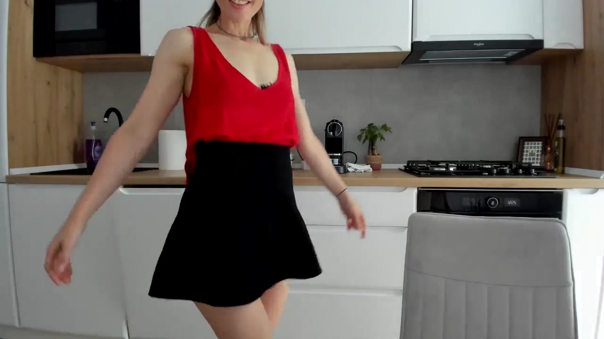 Gallery image thumbnail from DebbyPaige's myfreecams stream on, 05/07/2025, 13:40 image 6 of 20