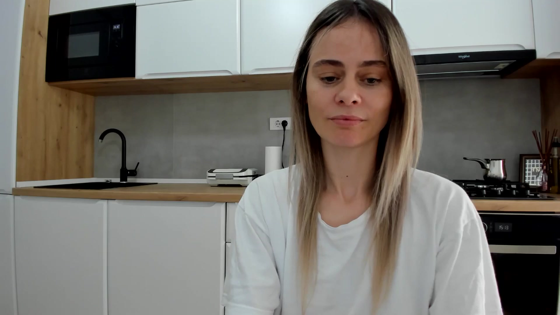 Gallery image thumbnail from DebbyPaige's myfreecams stream on, 05/16/2025, 14:11 image 12 of 20