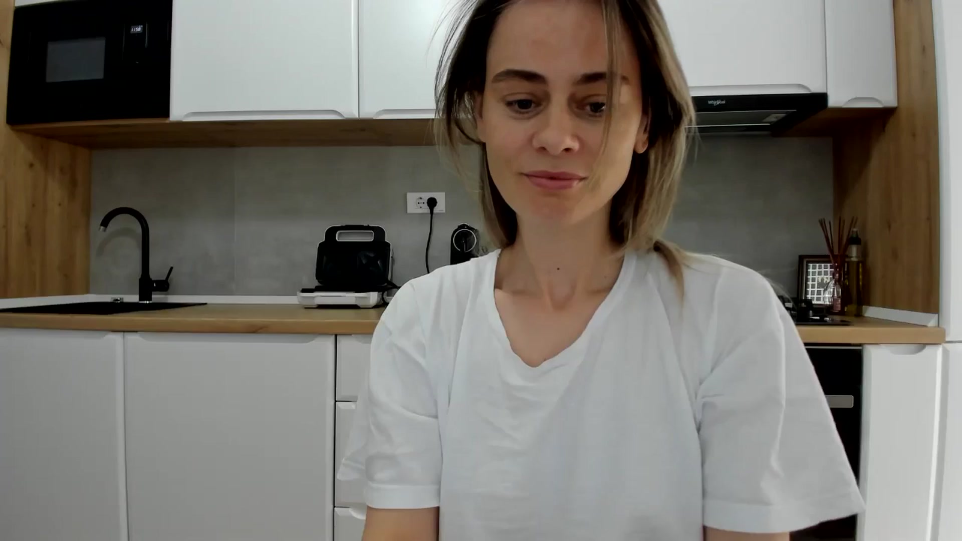 Gallery image thumbnail from DebbyPaige's myfreecams stream on, 05/16/2025, 14:11 image 1 of 20