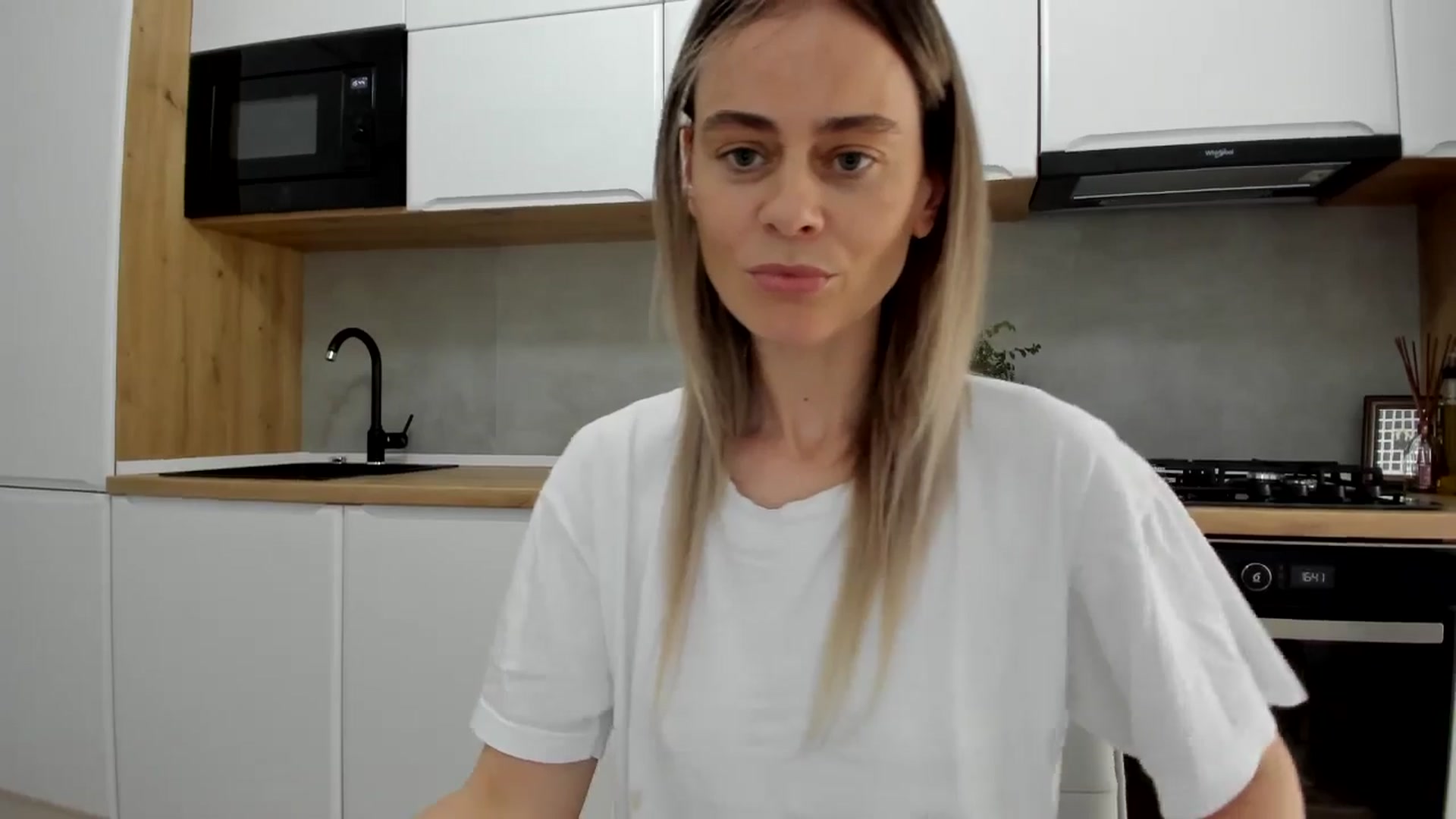 Gallery image thumbnail from DebbyPaige's myfreecams stream on, 05/16/2025, 14:11 image 19 of 20