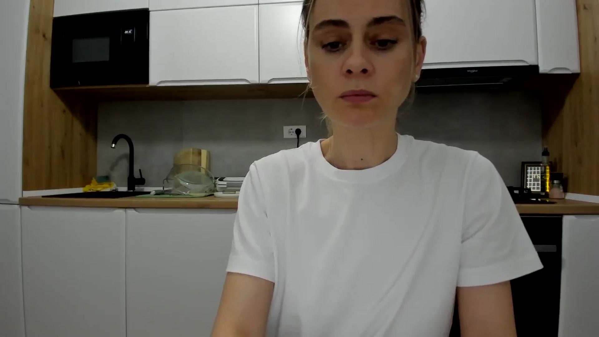 Gallery image thumbnail from DebbyPaige's myfreecams stream on, 05/18/2025, 18:44 image 6 of 20