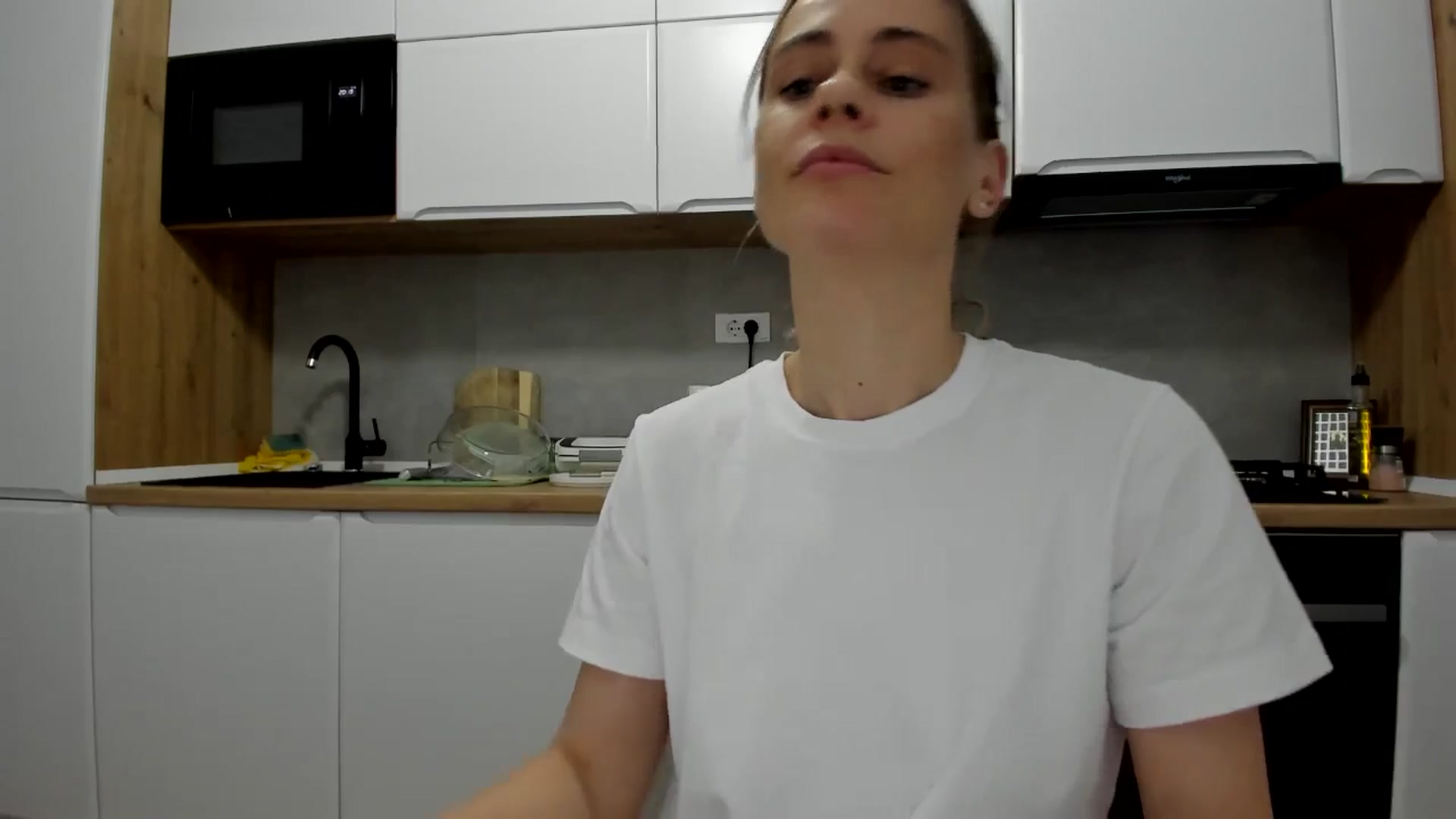 Gallery image thumbnail from DebbyPaige's myfreecams stream on, 05/18/2025, 18:44 image 8 of 20