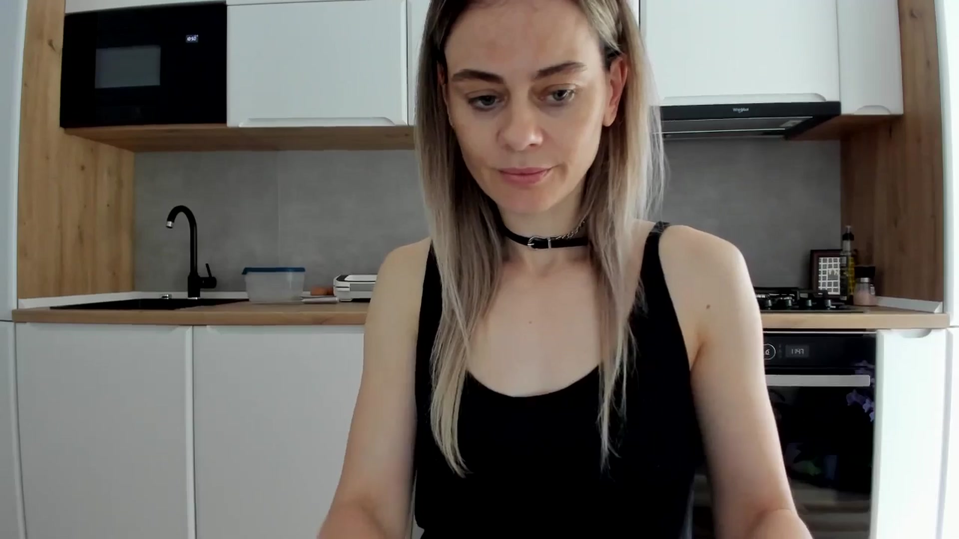 Gallery image thumbnail from DebbyPaige's myfreecams stream on, 05/19/2025, 10:53 image 7 of 20