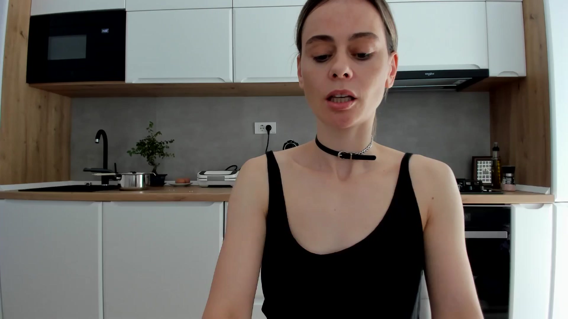Gallery image thumbnail from DebbyPaige's myfreecams stream on, 05/19/2025, 12:20 image 11 of 20