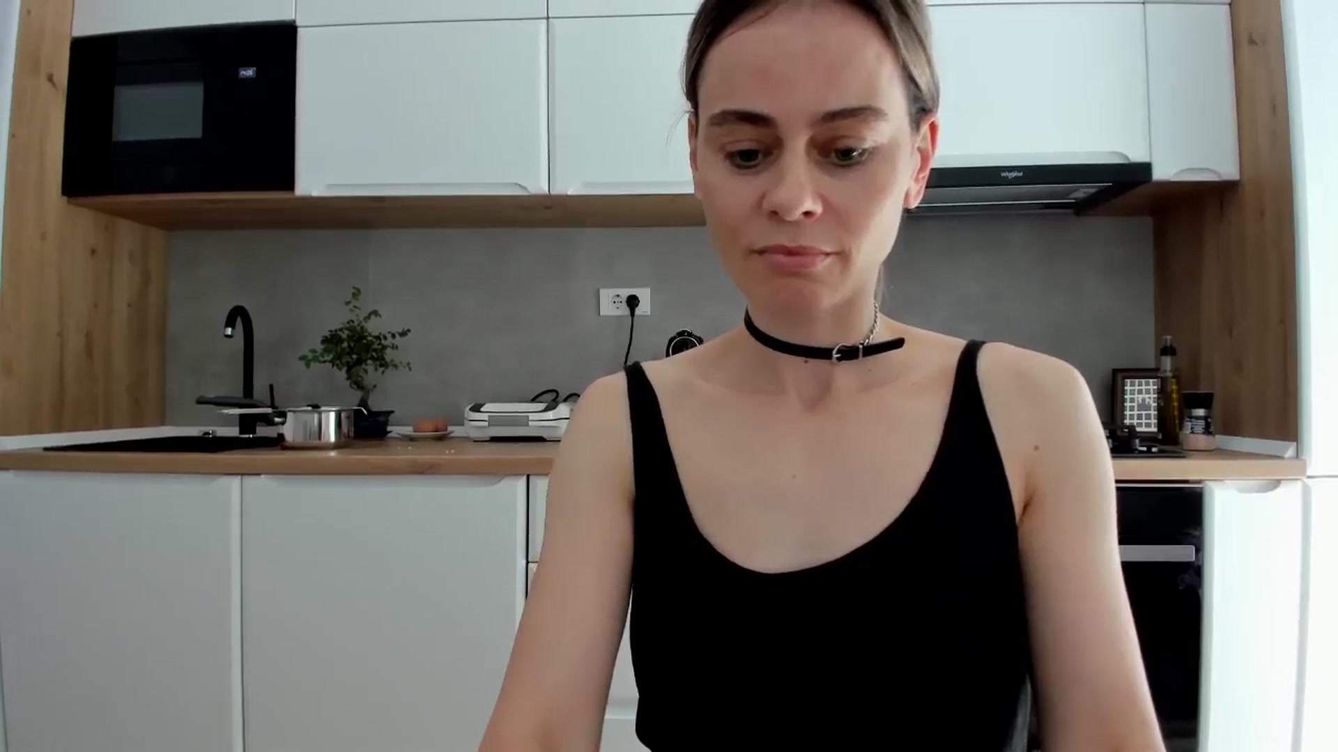 Gallery image thumbnail from DebbyPaige's myfreecams stream on, 05/19/2025, 12:20 image 14 of 20