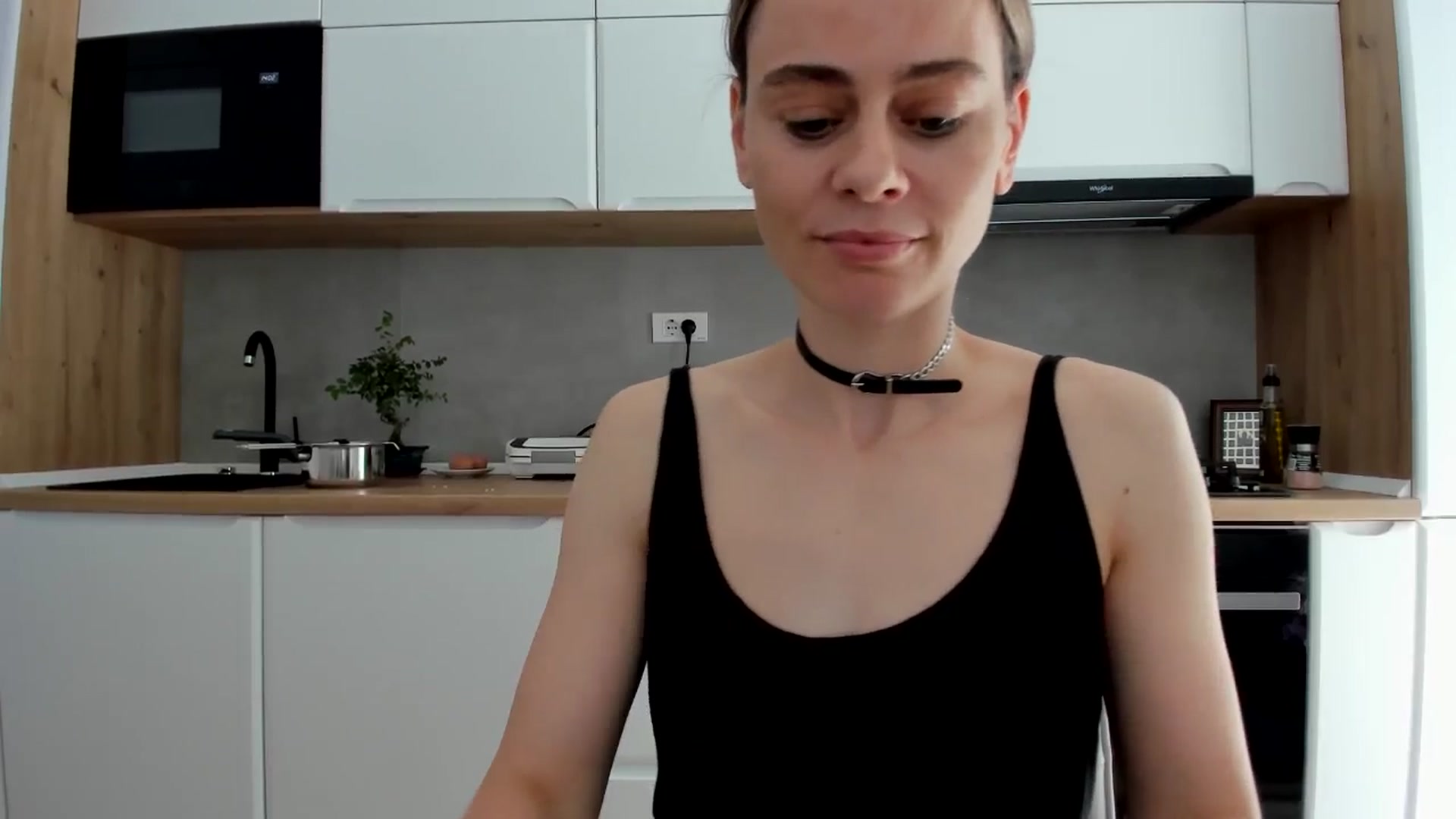 Gallery image thumbnail from DebbyPaige's myfreecams stream on, 05/19/2025, 12:20 image 12 of 20