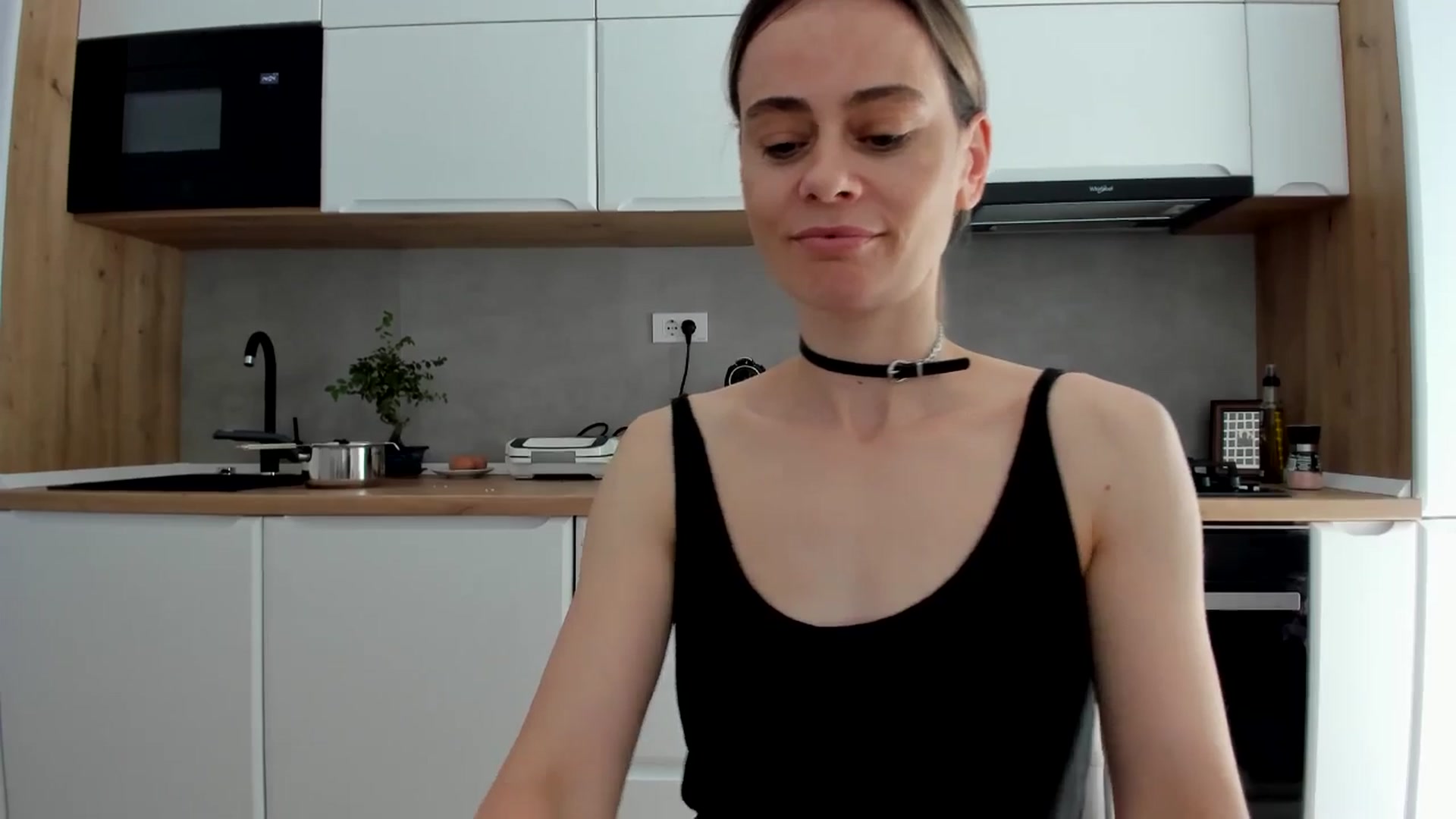 Gallery image thumbnail from DebbyPaige's myfreecams stream on, 05/19/2025, 12:20 image 13 of 20