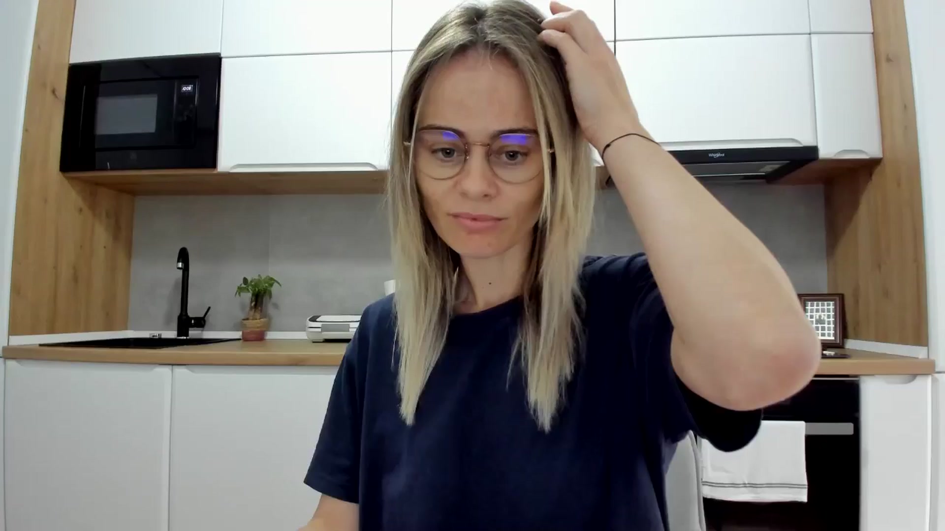 Gallery image thumbnail from DebbyPaige's myfreecams stream on, 05/26/2025, 08:42 image 2 of 20
