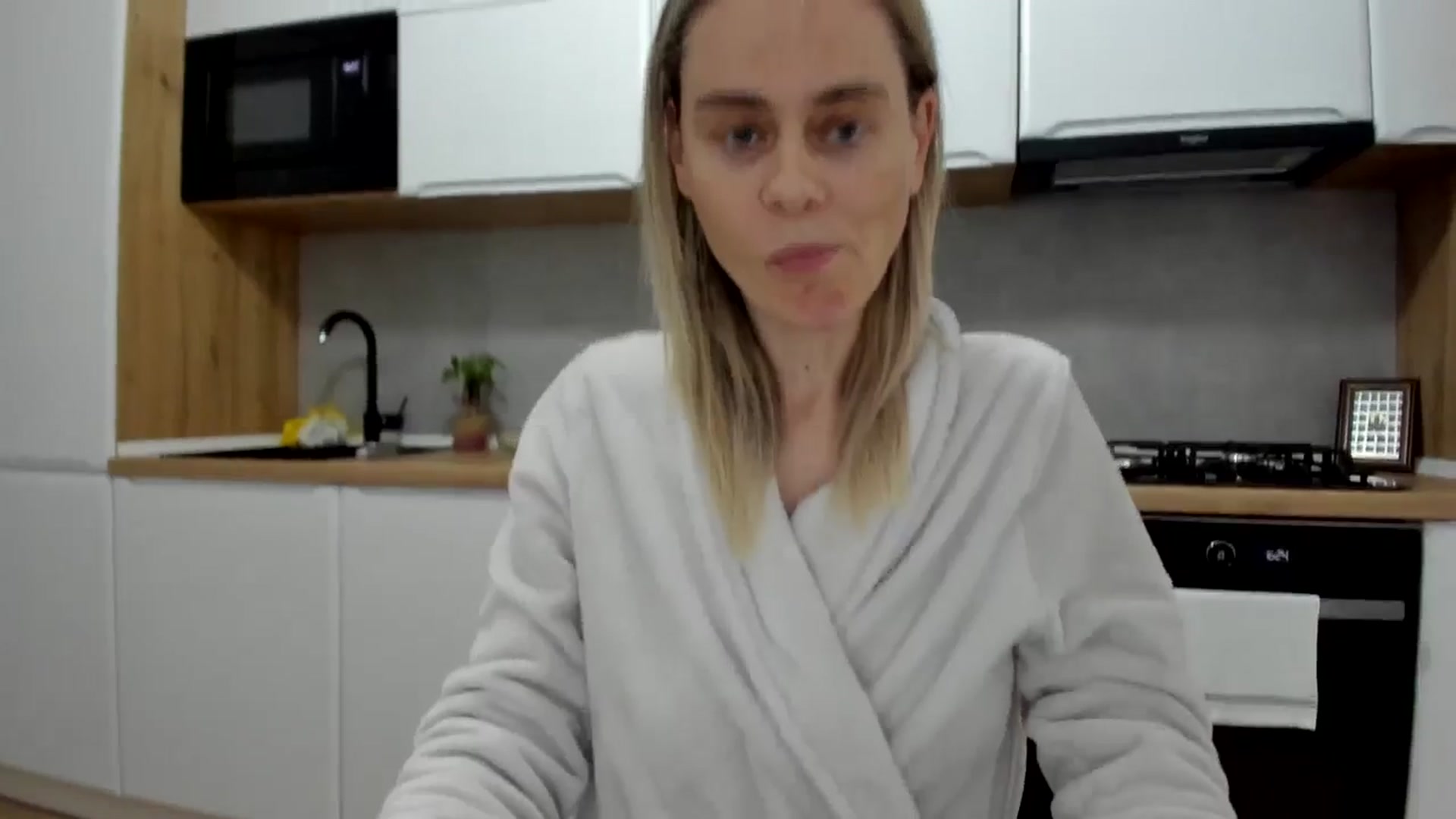 Gallery image thumbnail from DebbyPaige's myfreecams stream on, 05/26/2025, 13:28 image 16 of 20