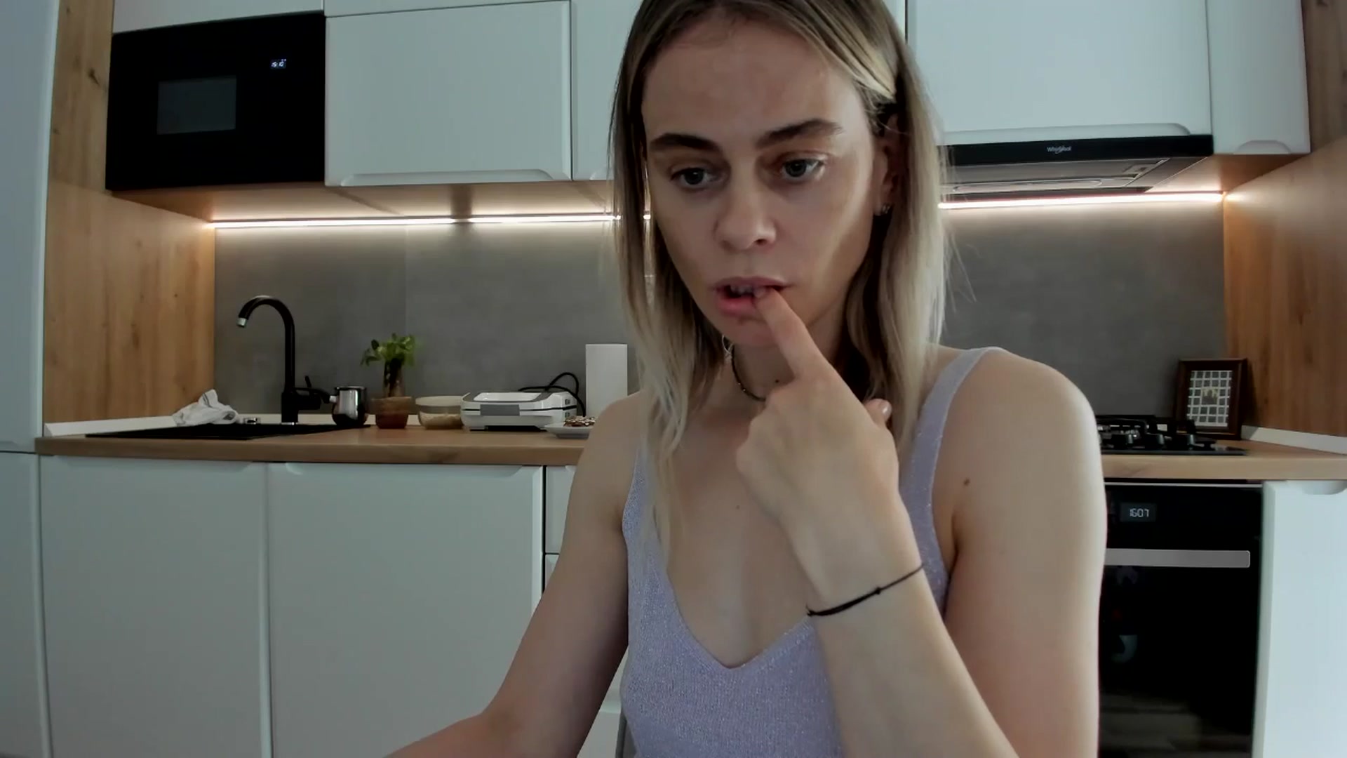 Gallery image thumbnail from DebbyPaige's myfreecams stream on, 05/27/2025, 13:20 image 20 of 20