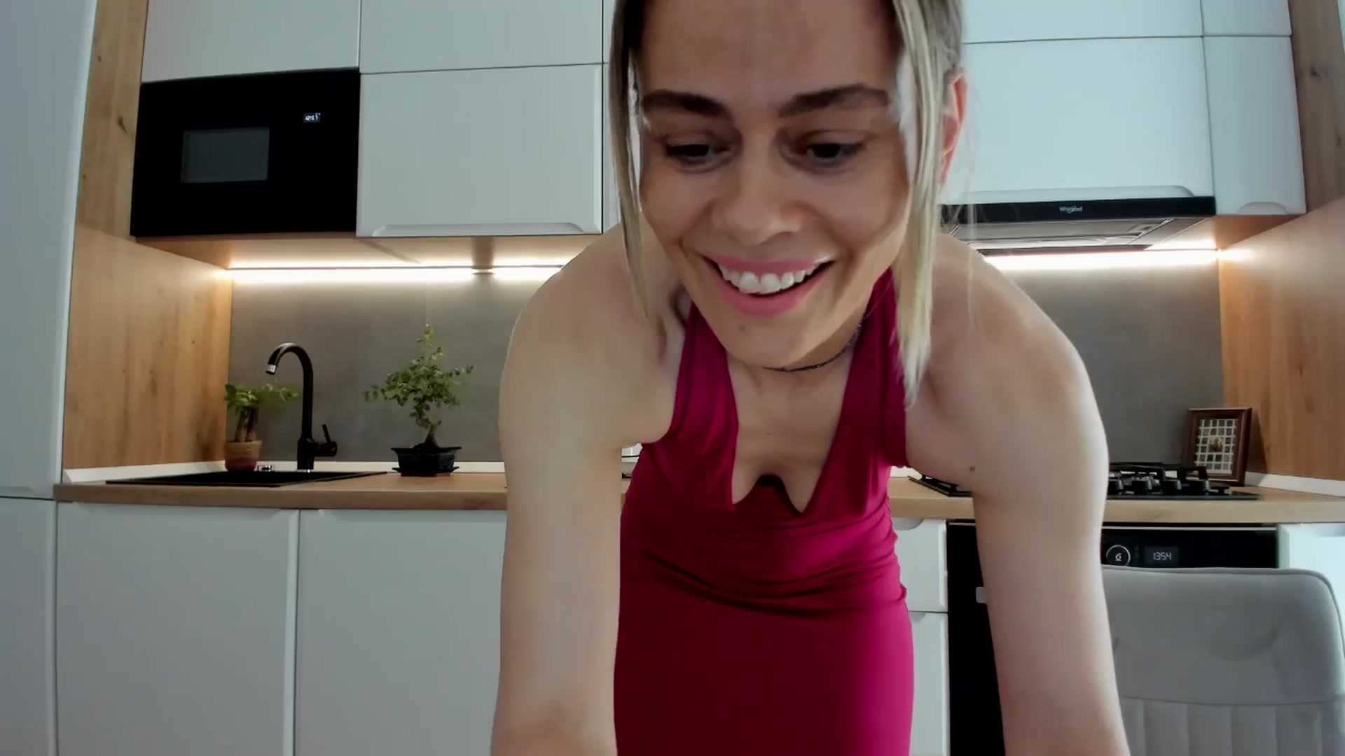 Gallery image thumbnail from DebbyPaige's myfreecams stream on, 05/28/2025, 12:16 image 4 of 20