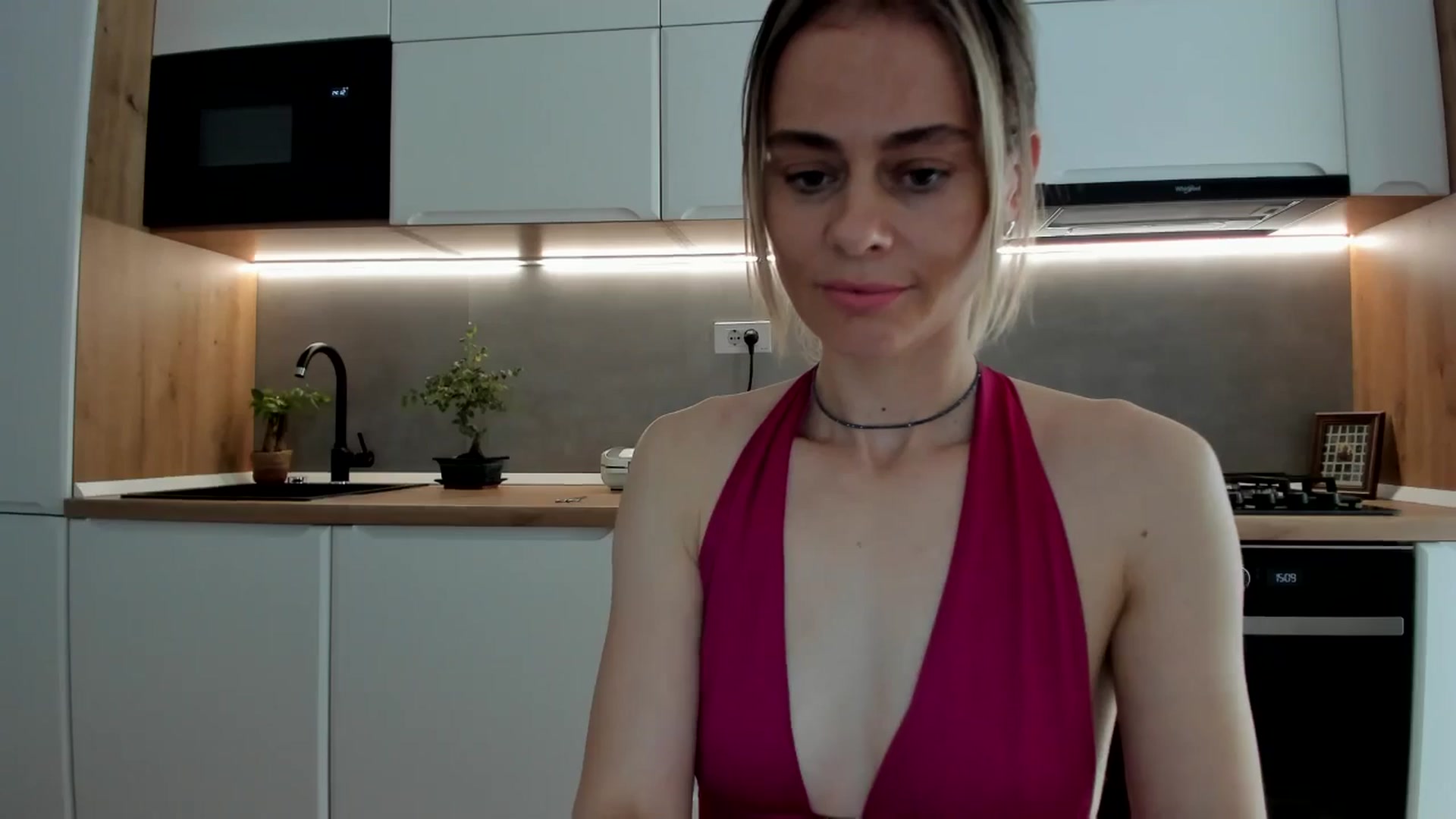 Gallery image thumbnail from DebbyPaige's myfreecams stream on, 05/28/2025, 12:16 image 20 of 20