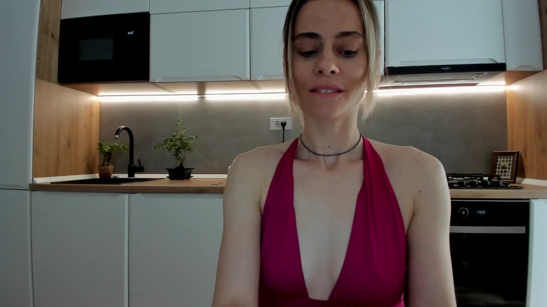 Gallery image thumbnail from DebbyPaige's myfreecams stream on, 05/28/2025, 12:16 image 10 of 20