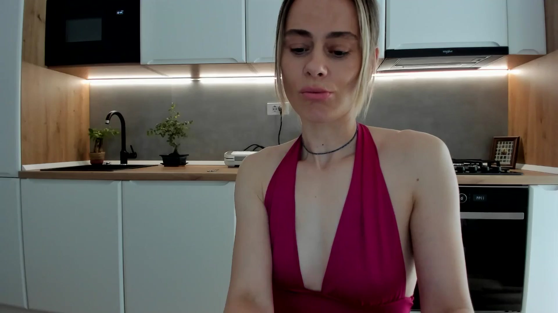 Gallery image thumbnail from DebbyPaige's myfreecams stream on, 05/28/2025, 12:16 image 14 of 20