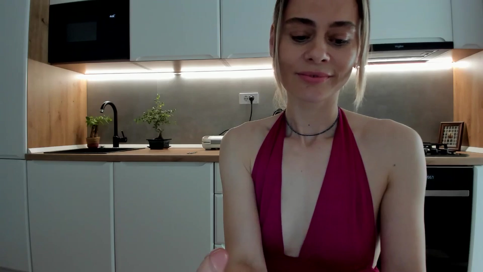 Gallery image thumbnail from DebbyPaige's myfreecams stream on, 05/28/2025, 13:19 image 14 of 20