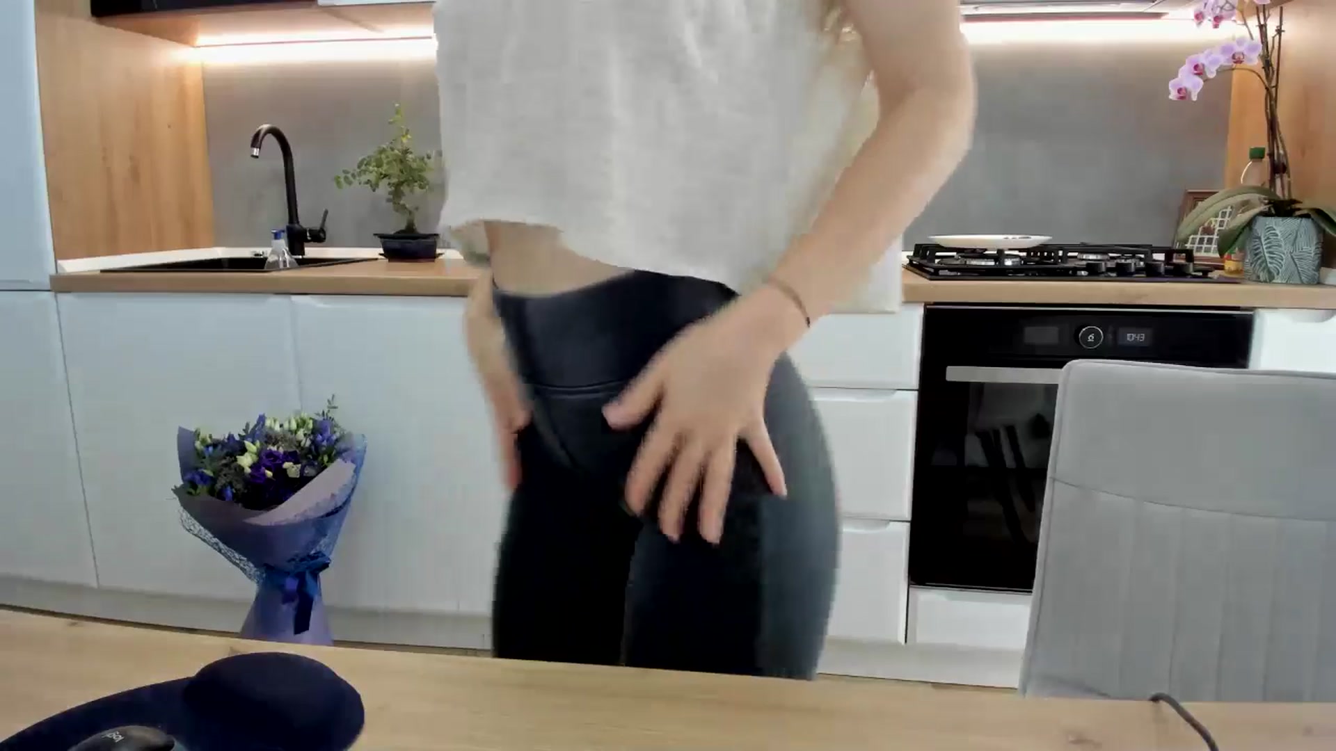 Gallery image thumbnail from DebbyPaige's myfreecams stream on, 05/30/2025, 10:35 image 4 of 20