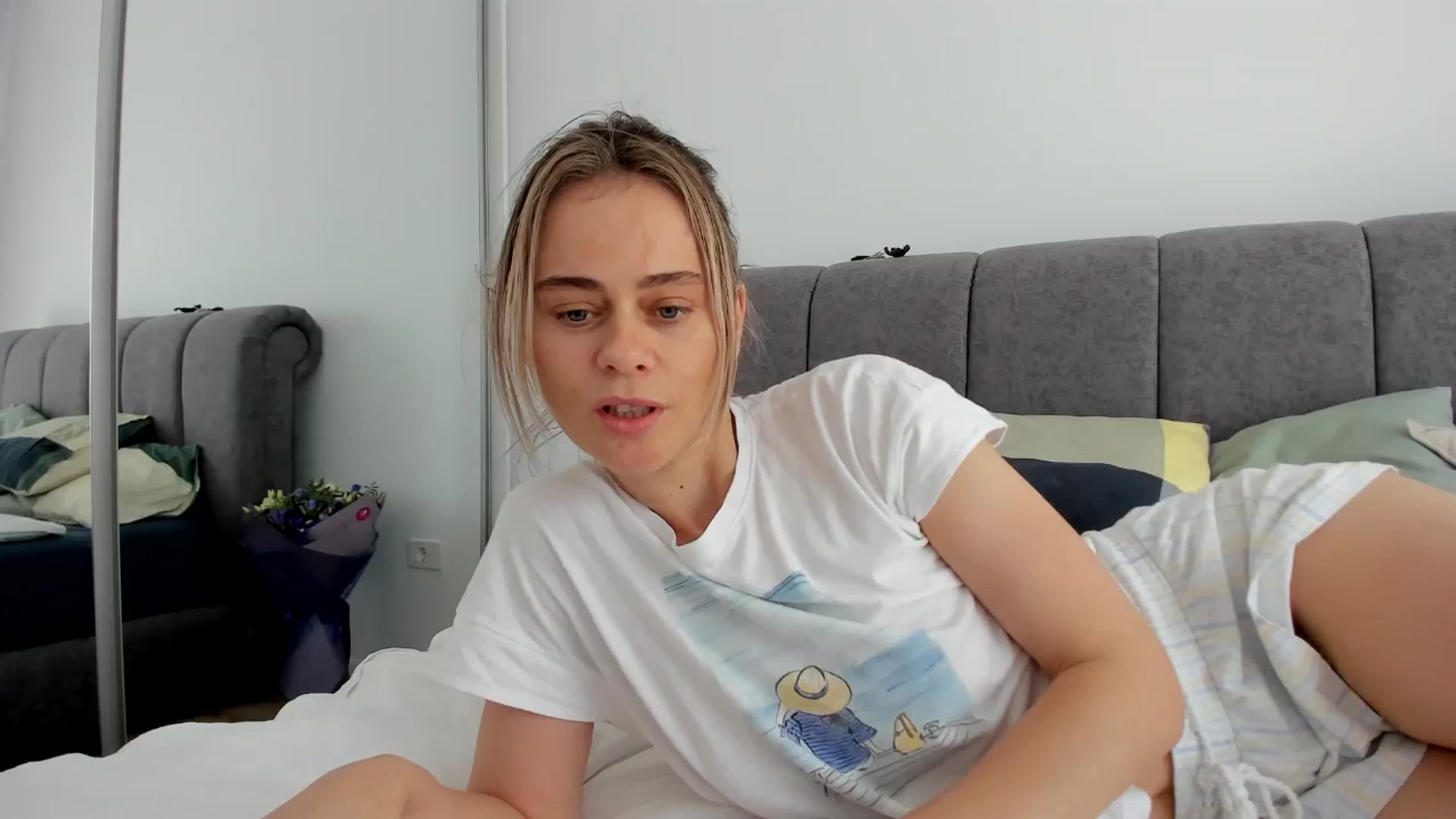 Gallery image thumbnail from DebbyPaige's myfreecams stream on, 05/31/2025, 14:29 image 4 of 20