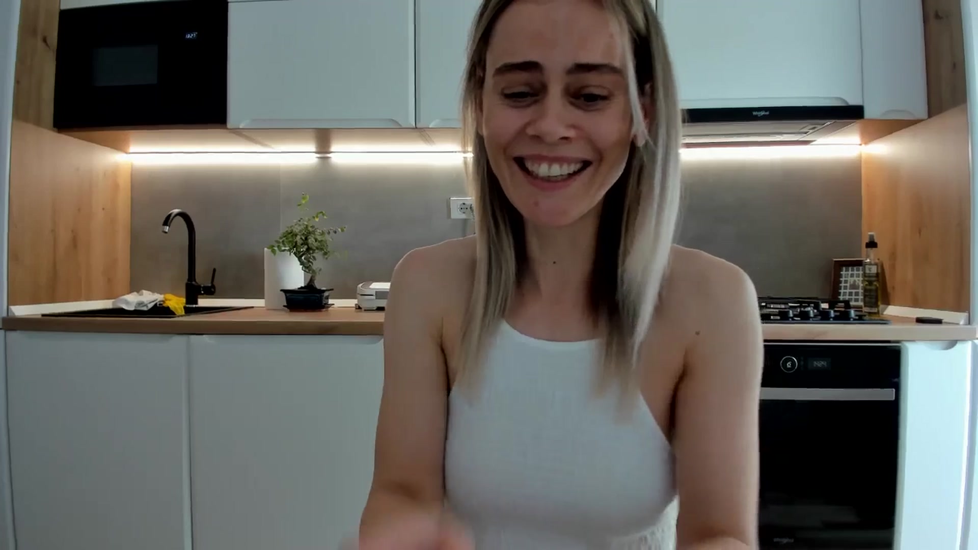 Gallery image thumbnail from DebbyPaige's myfreecams stream on, 06/01/2025, 14:49 image 3 of 20