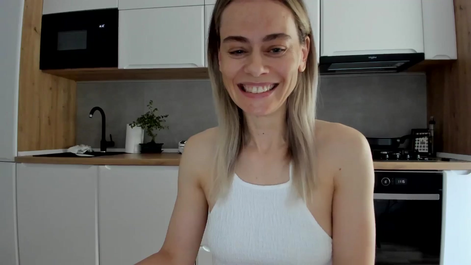Gallery image thumbnail from DebbyPaige's myfreecams stream on, 06/02/2025, 09:15 image 7 of 20