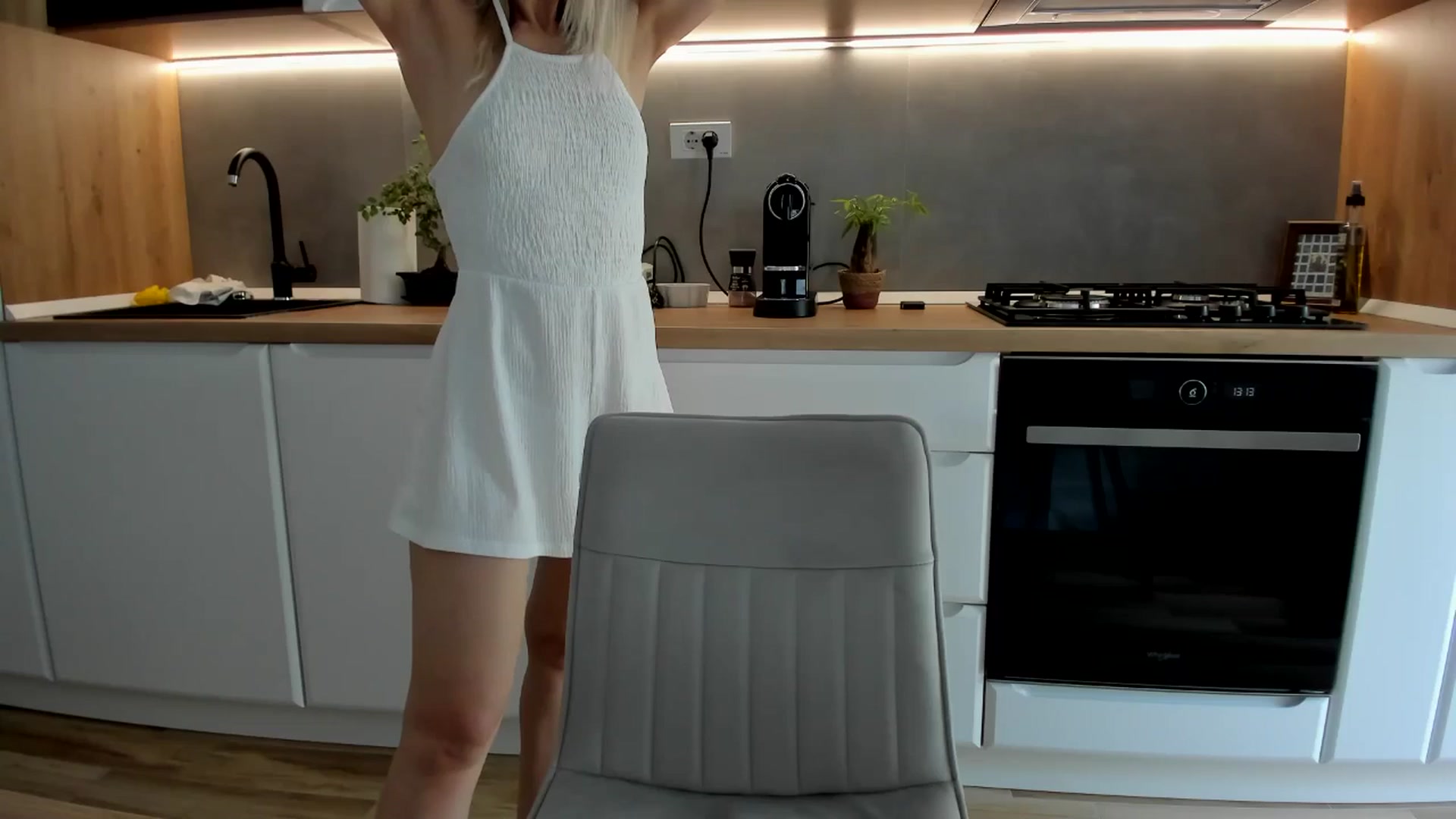 Gallery image thumbnail from DebbyPaige's myfreecams stream on, 06/02/2025, 10:48 image 13 of 20