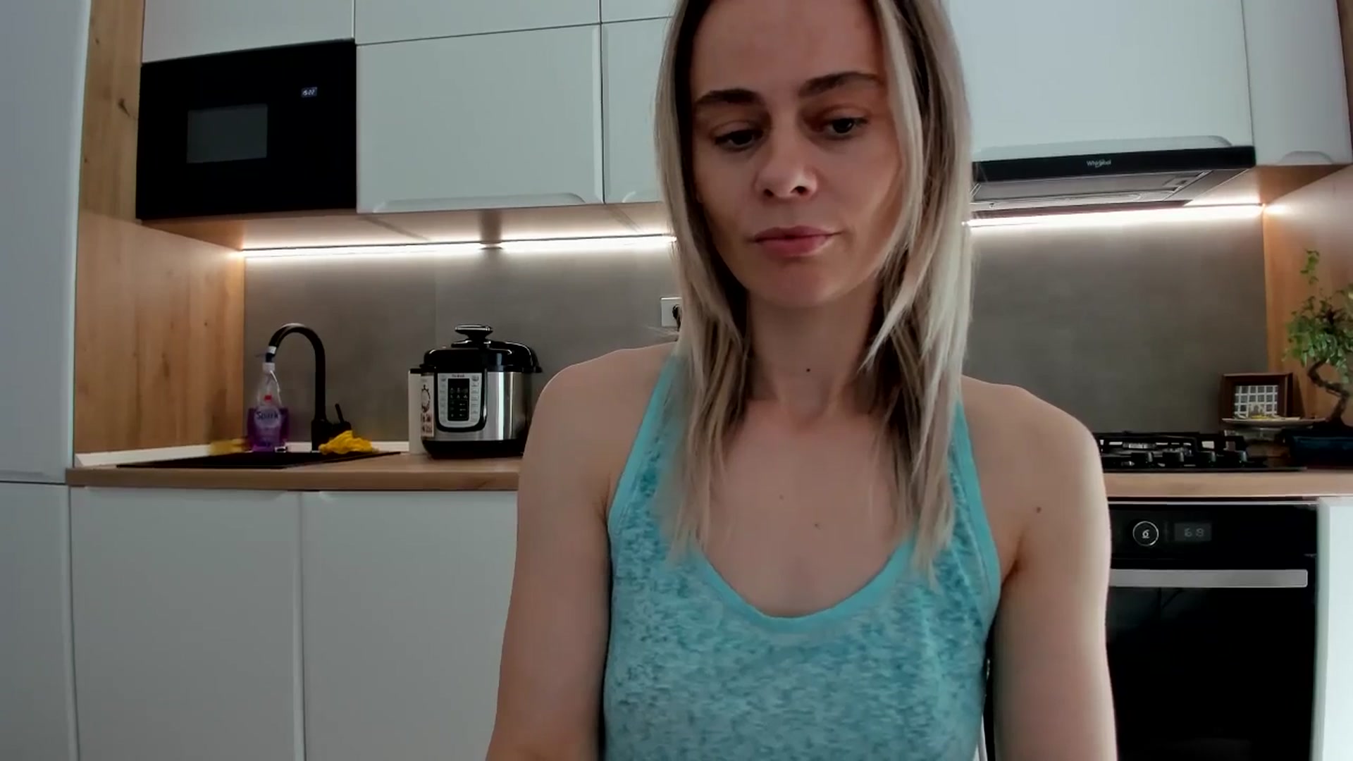 Gallery image thumbnail from DebbyPaige's myfreecams stream on, 06/02/2025, 13:59 image 12 of 20
