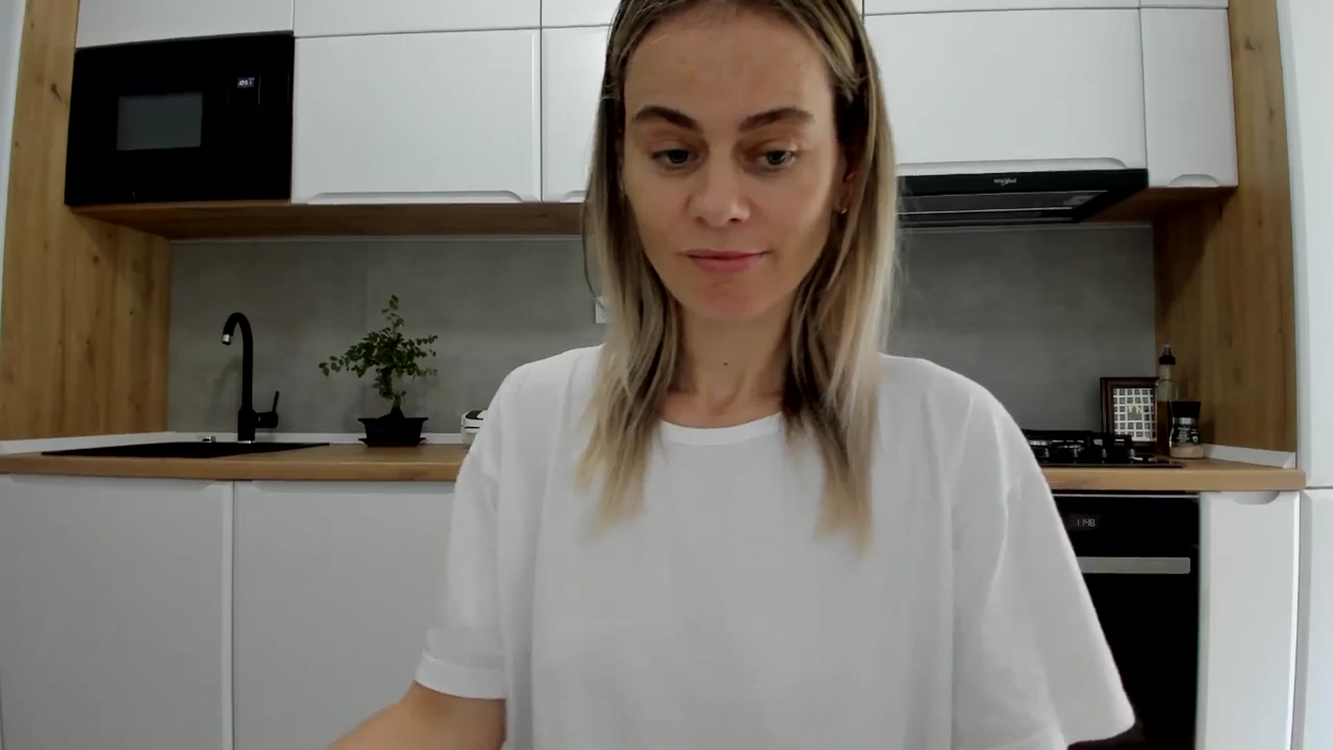 Gallery image thumbnail from DebbyPaige's myfreecams stream on, 06/04/2025, 11:01 image 6 of 20